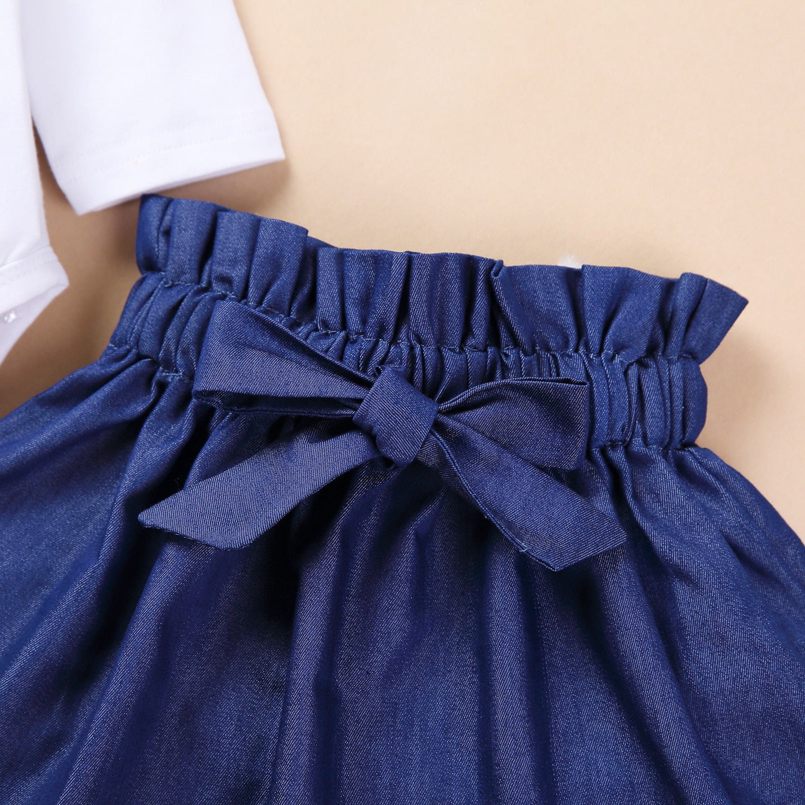 Adorable 3Pcs Infant Baby Girls Clothes Sets - Long Sleeve Bodysuit+Skirts+Headband