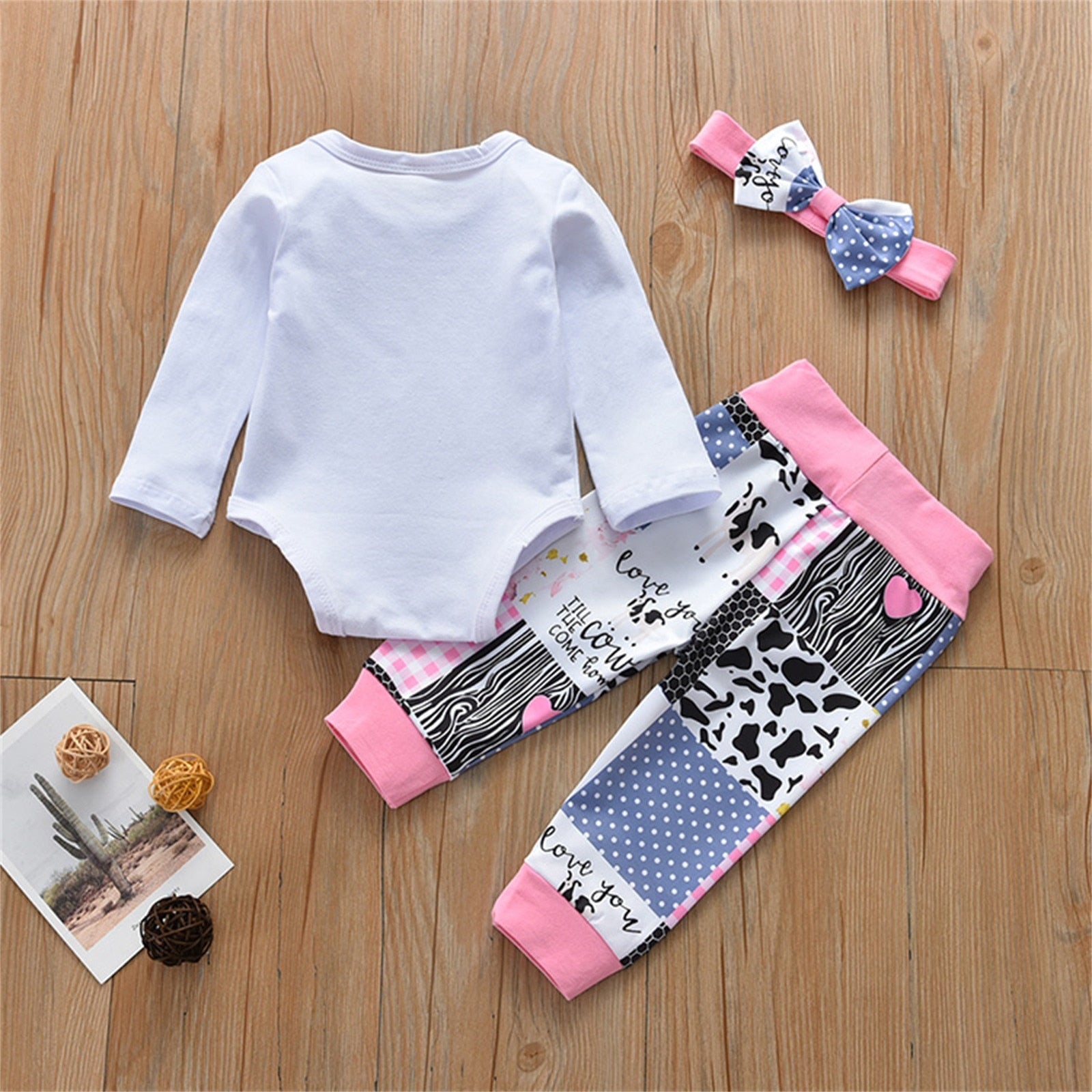 Cute and Comfortable Newborn Baby Girls Clothes Sets for Autumn