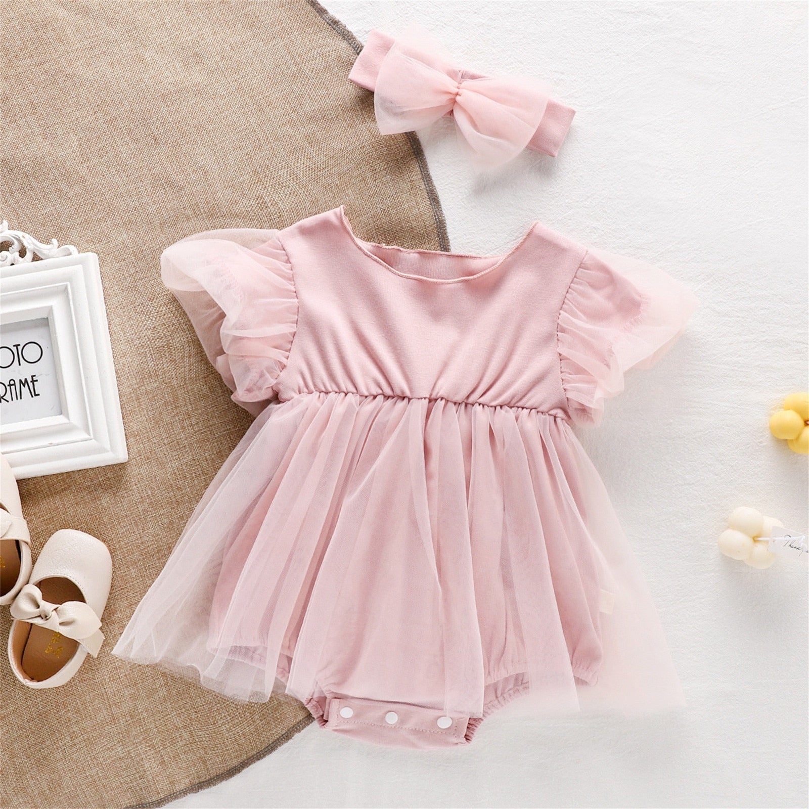 Lace Girls Dress for Newborn Baby Girls - Perfect for Christening and Birthday Parties