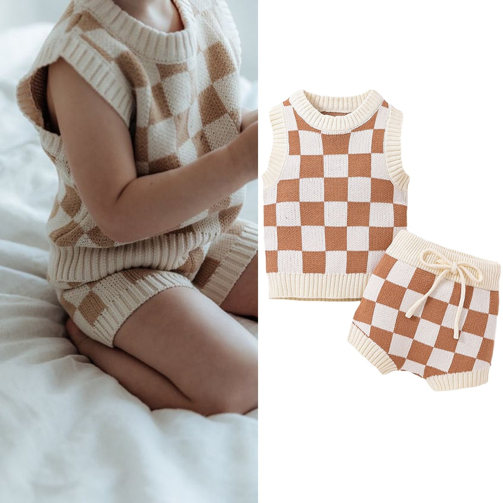 Trendy Checkerboard Printed Knitted Vest and Shorts Set for Newborn Baby Boys and Girls