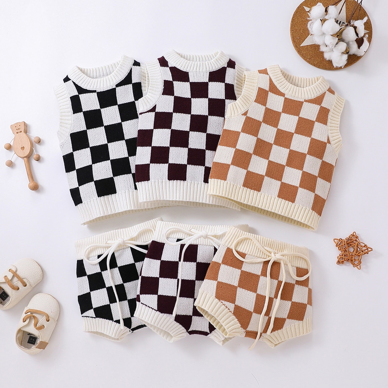Trendy Checkerboard Printed Knitted Vest and Shorts Set for Newborn Baby Boys and Girls