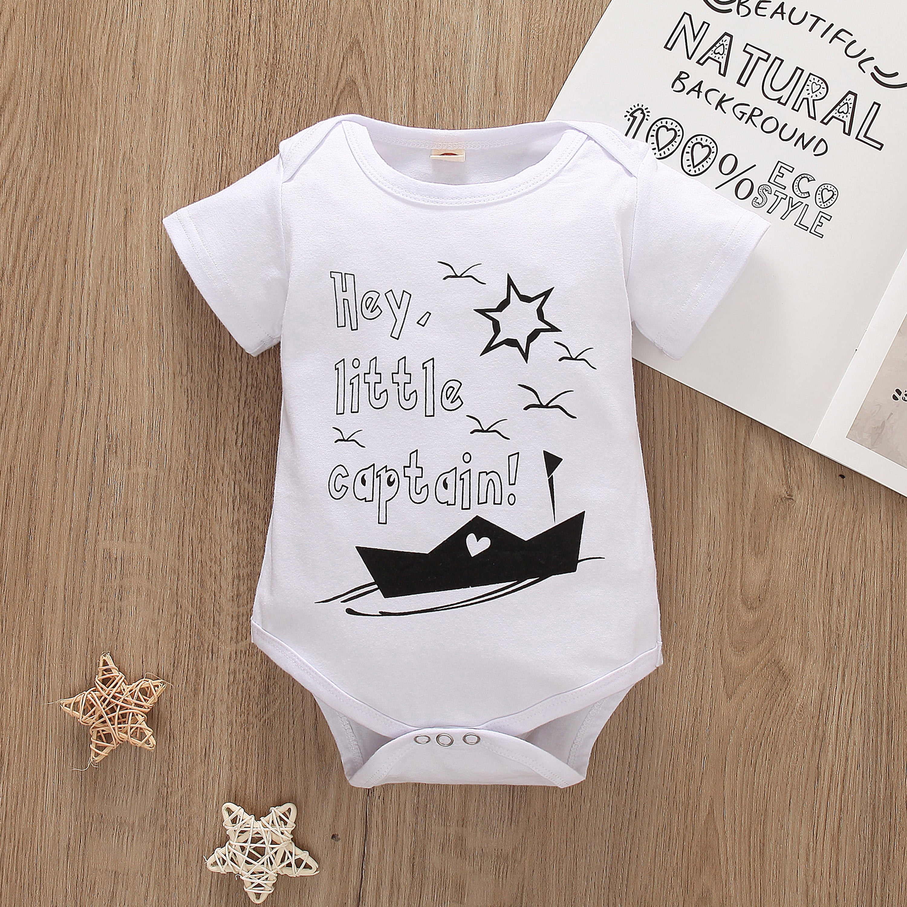 Cute Short Sleeve Baby Romper with Print Pattern