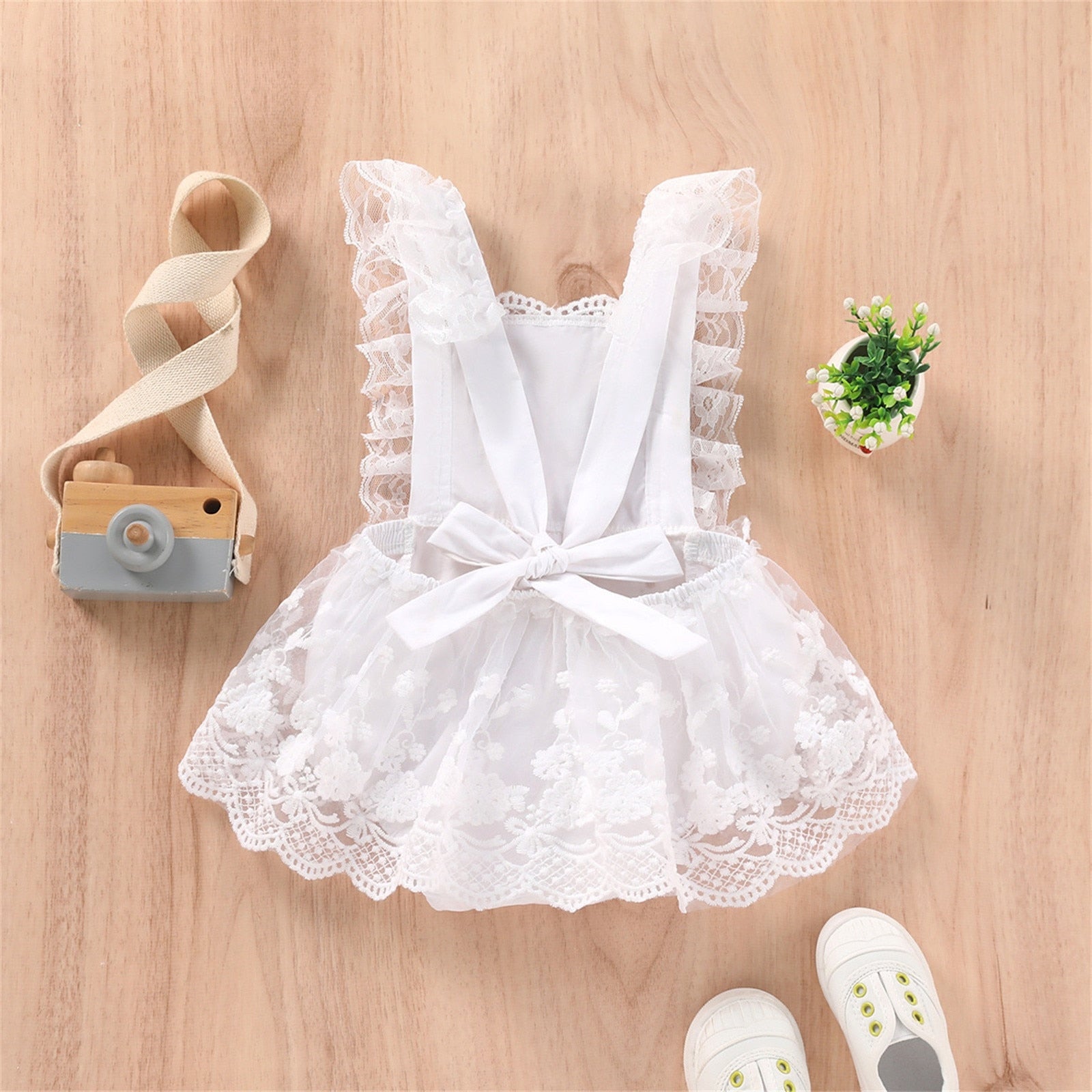Adorable Infant Baby Girls Summer Romper Dress with Floral Lace Embroidery and Adjustable Straps