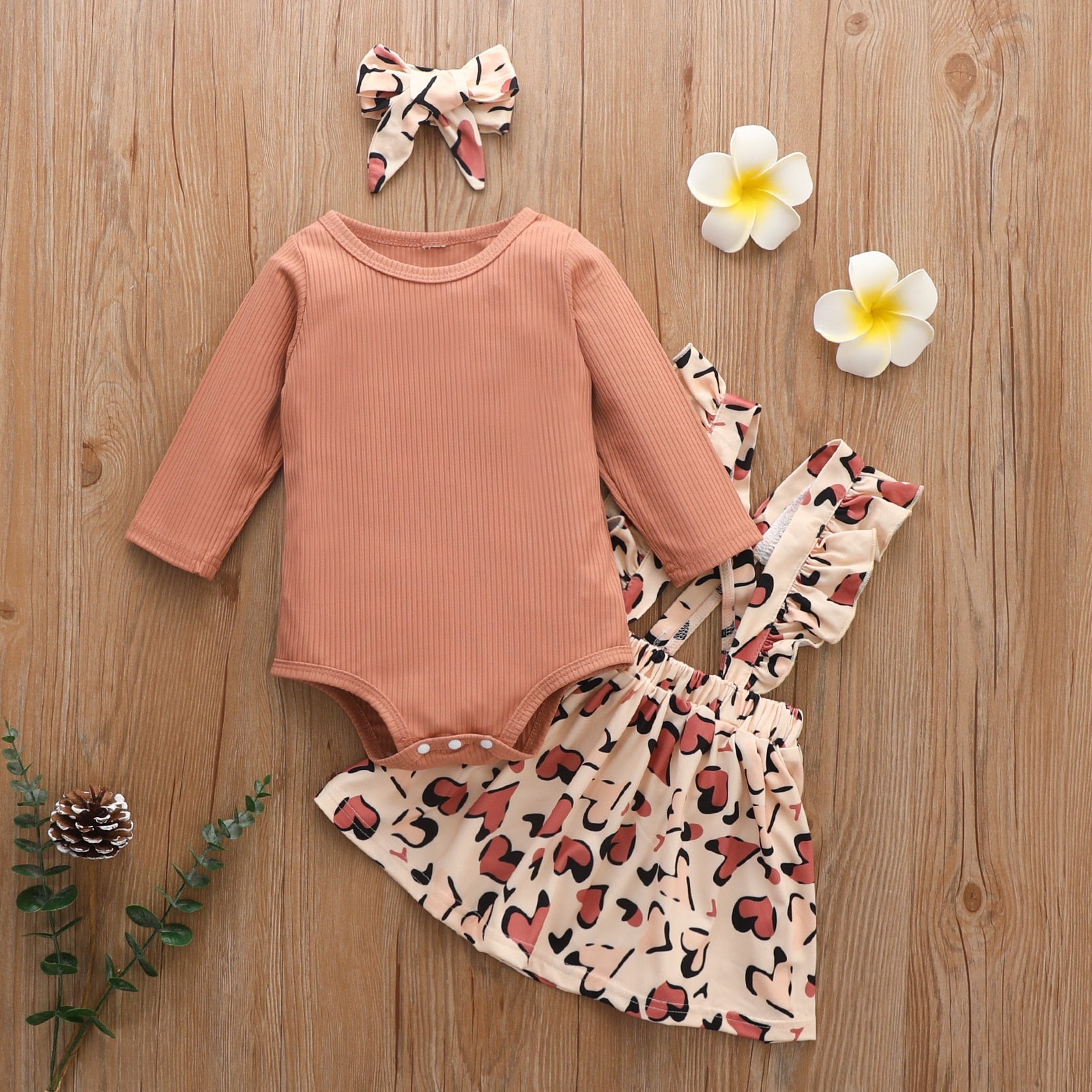 Adorable Baby Girl Outfits Sets: Cartoon Fox Dress Heart Romper and Suspender Bowknot Dress for Parties