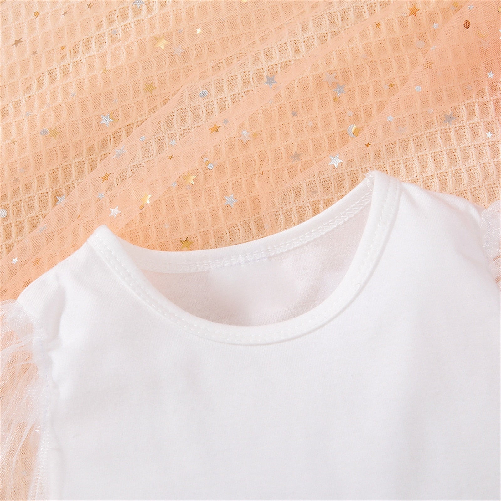 Fashionable Baby Girl Clothes Sets with Mesh Puff Sleeve Tops and Plaid Skirts