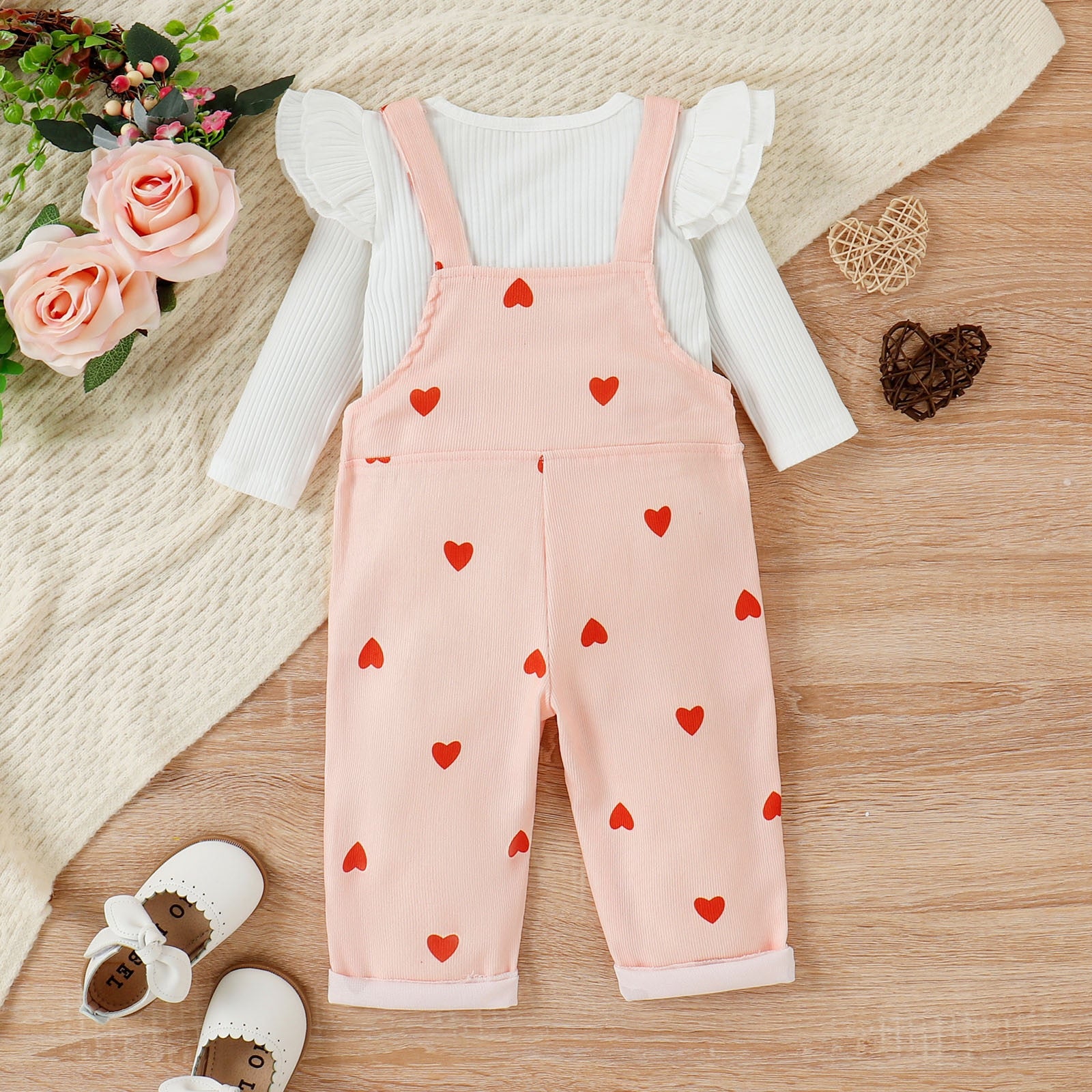 Valentine's Day Children's Fashion Clothes Set: Long Sleeve Tops and Heart Print Suspender Trousers for Girls