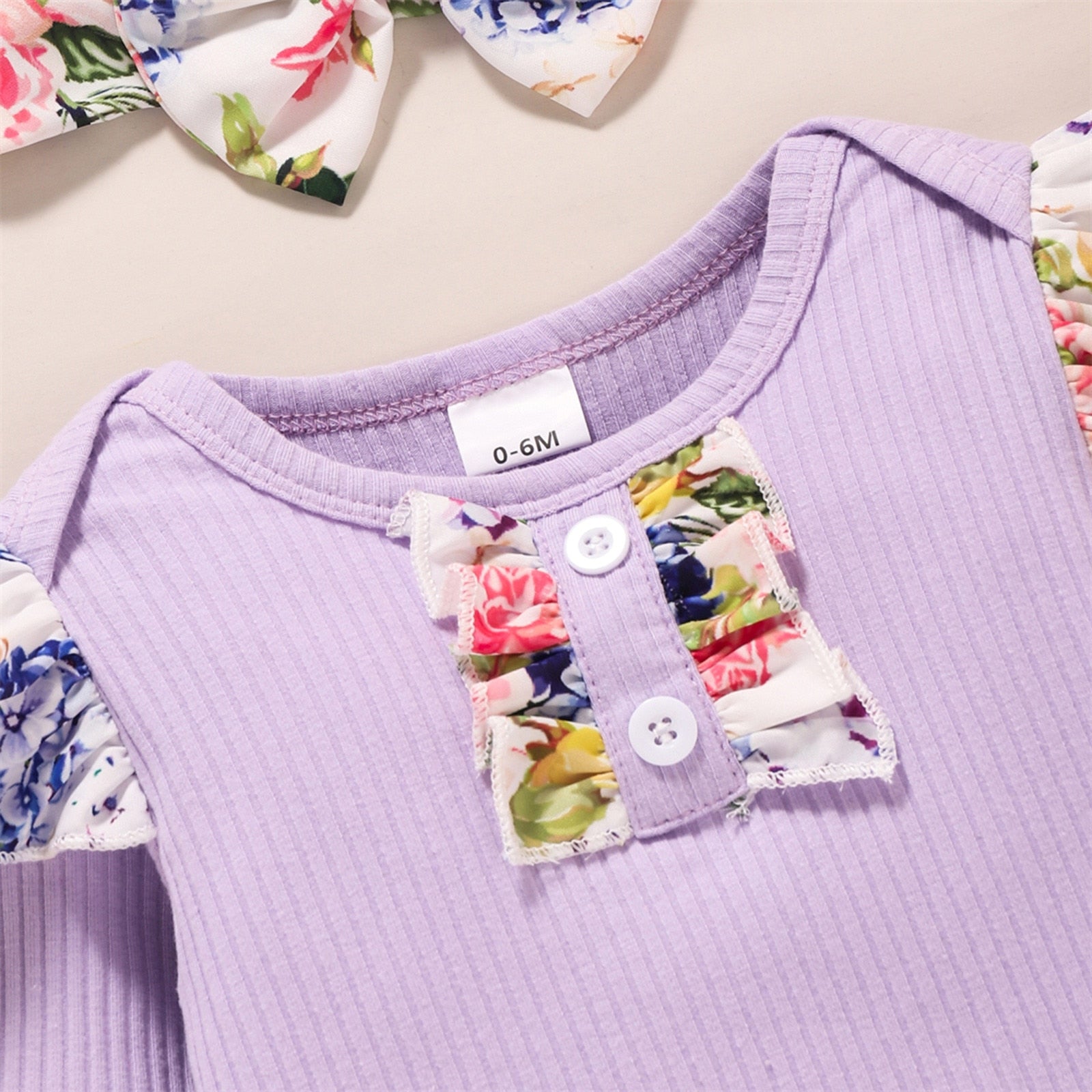 Stylish 3-Piece Newborn Baby Girl Clothing Set with Ruffled Romper, Bow Flower Pants and Headband