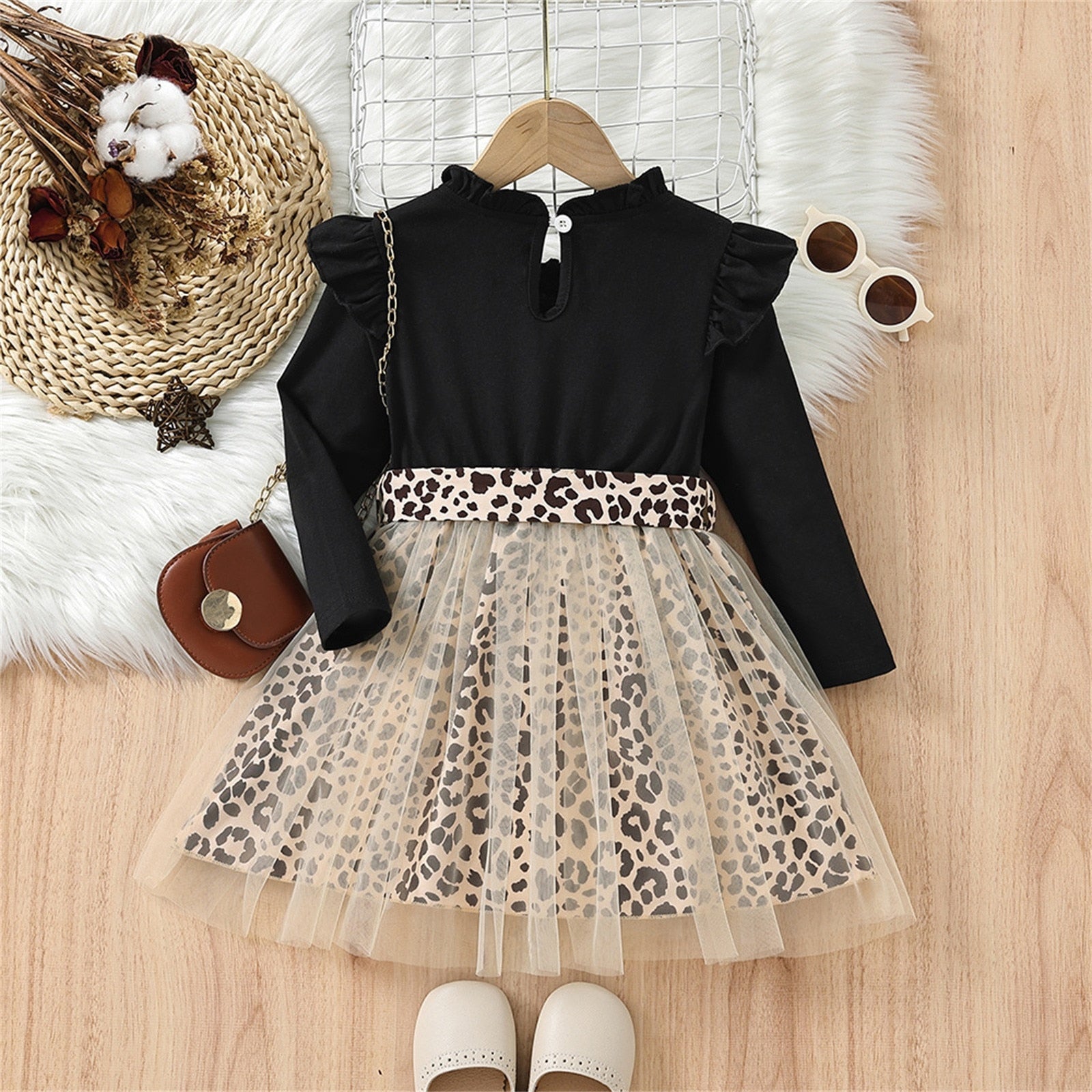 Stylish Girls Spring Summer Dress with Leopard Prints, Bowknot, and Mesh Princess Design