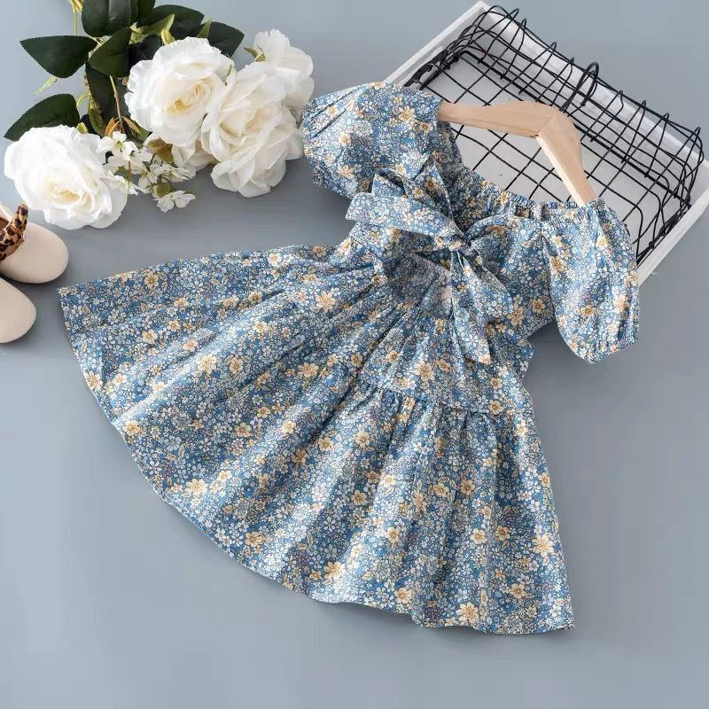 Retro Floral Baby Girl Summer Dress with Puff Sleeves and Backless Design