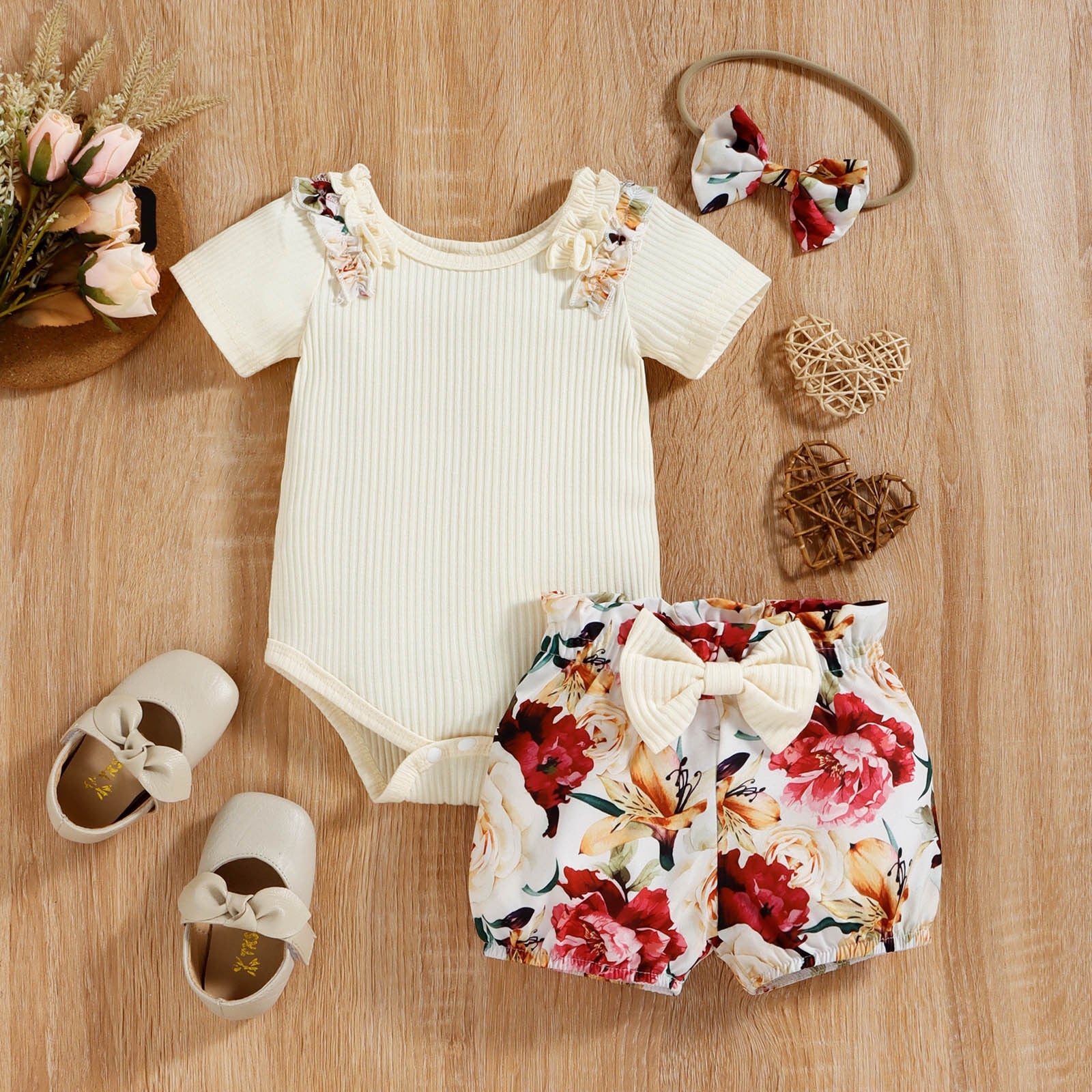 Adorable Newborn Baby Girls Clothes Sets with Ruffled Tops and Bow Print Shorts