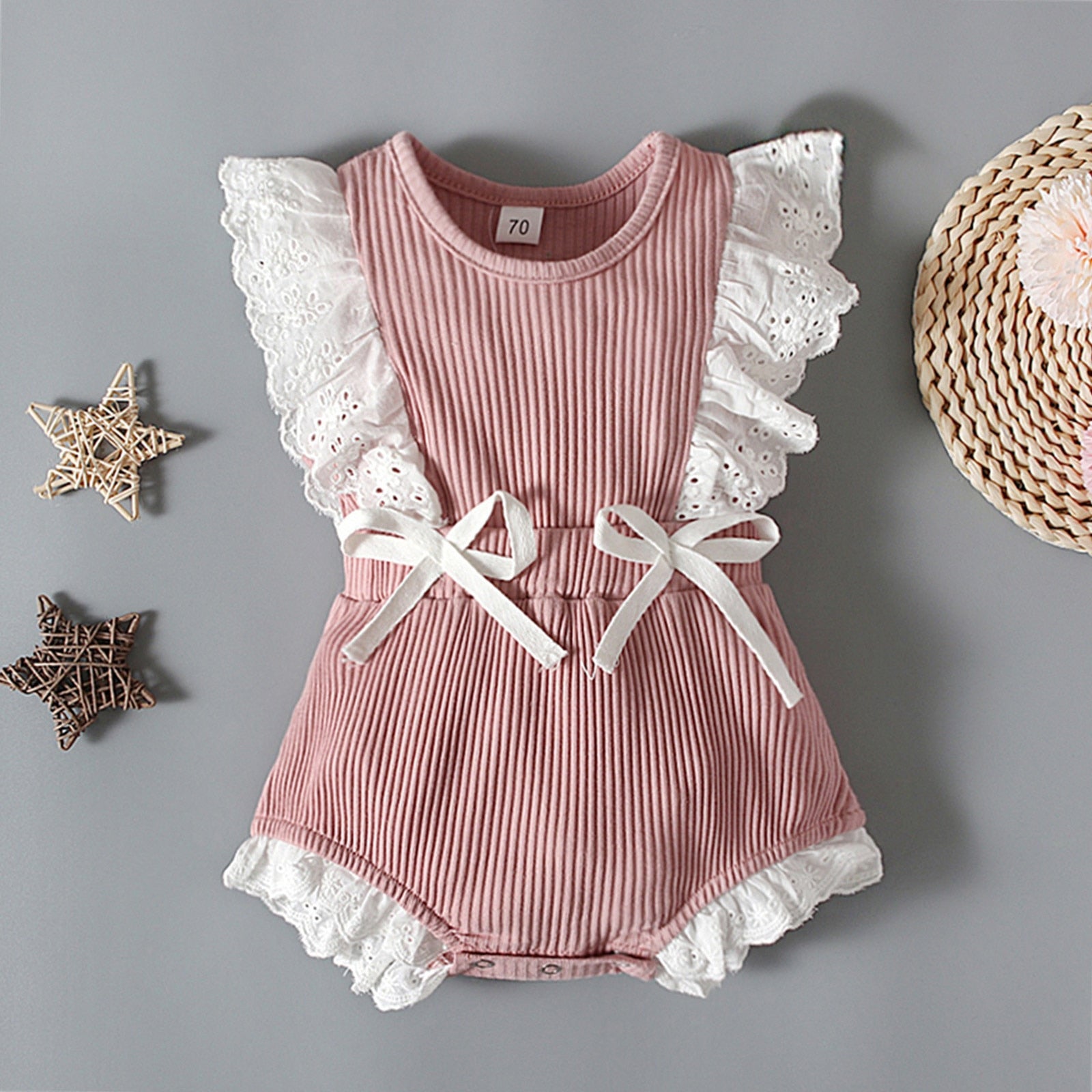Adorable Newborn Baby Girls Rompers with Lace Ruffles and Bowknot - Perfect for Holidays and Special Occasions