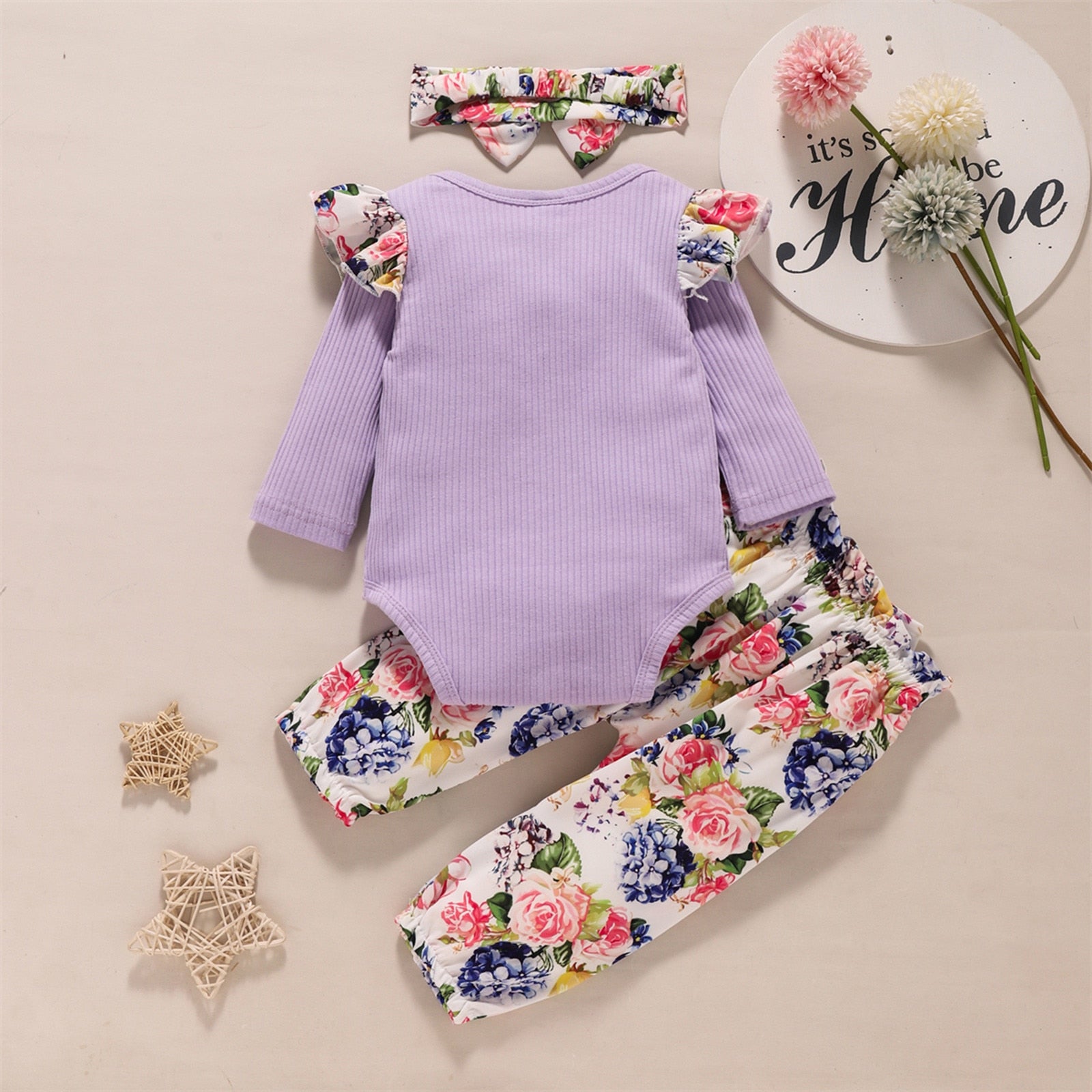 Stylish 3-Piece Newborn Baby Girl Clothing Set with Ruffled Romper, Bow Flower Pants and Headband