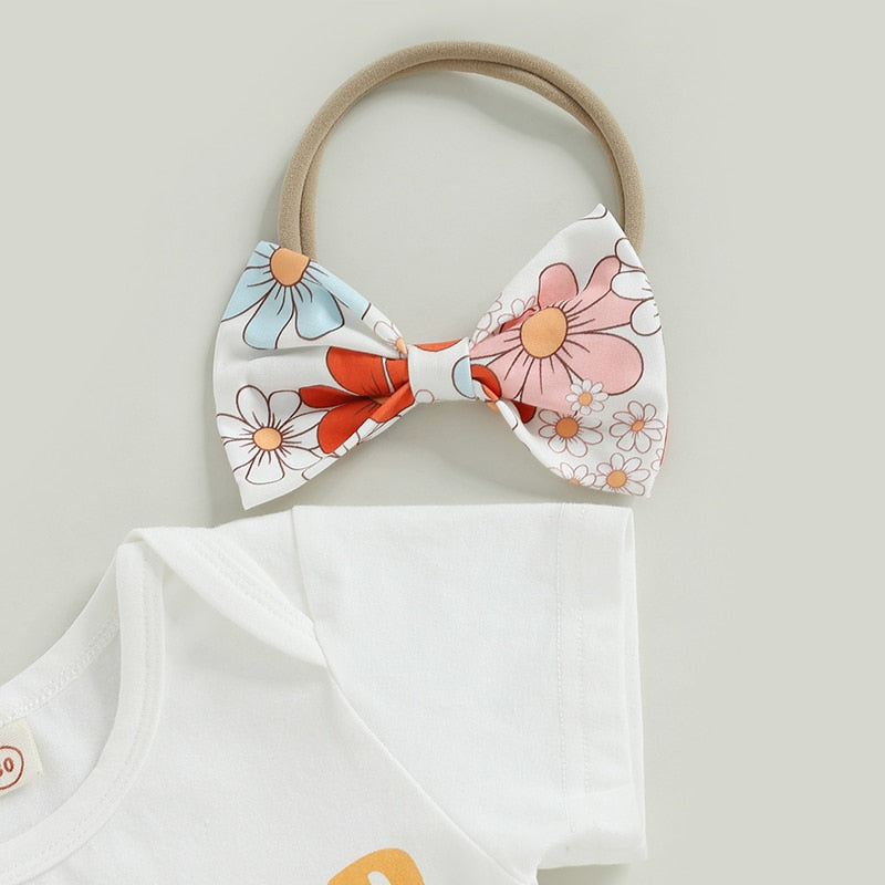 Adorable Newborn Baby Girls Summer Outfits Sets with Floral Touch