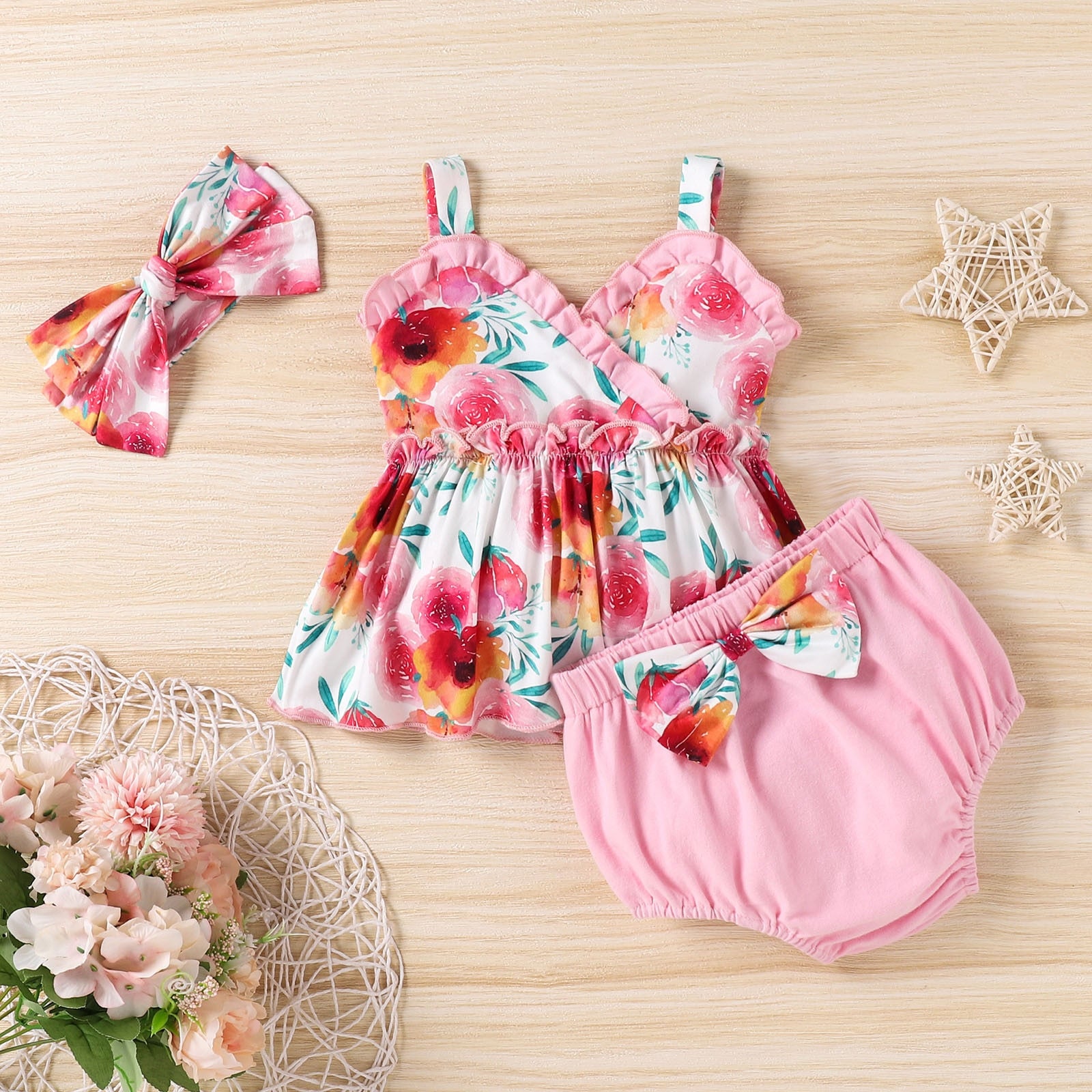 Adorable Baby Girl Clothes Set for Summer - Cartoon Floral Print Ruffles Top, Bowknot PP Shorts, and Headband