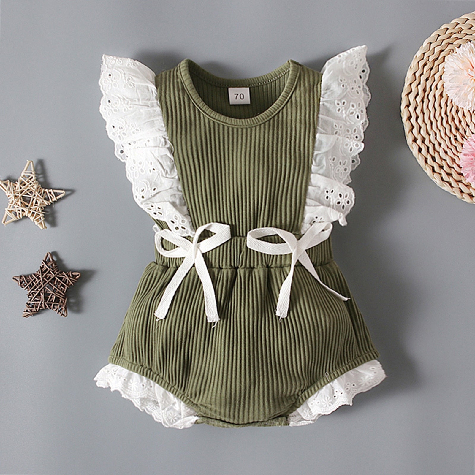 Adorable Newborn Baby Girls Rompers with Lace Ruffles and Bowknot - Perfect for Holidays and Special Occasions
