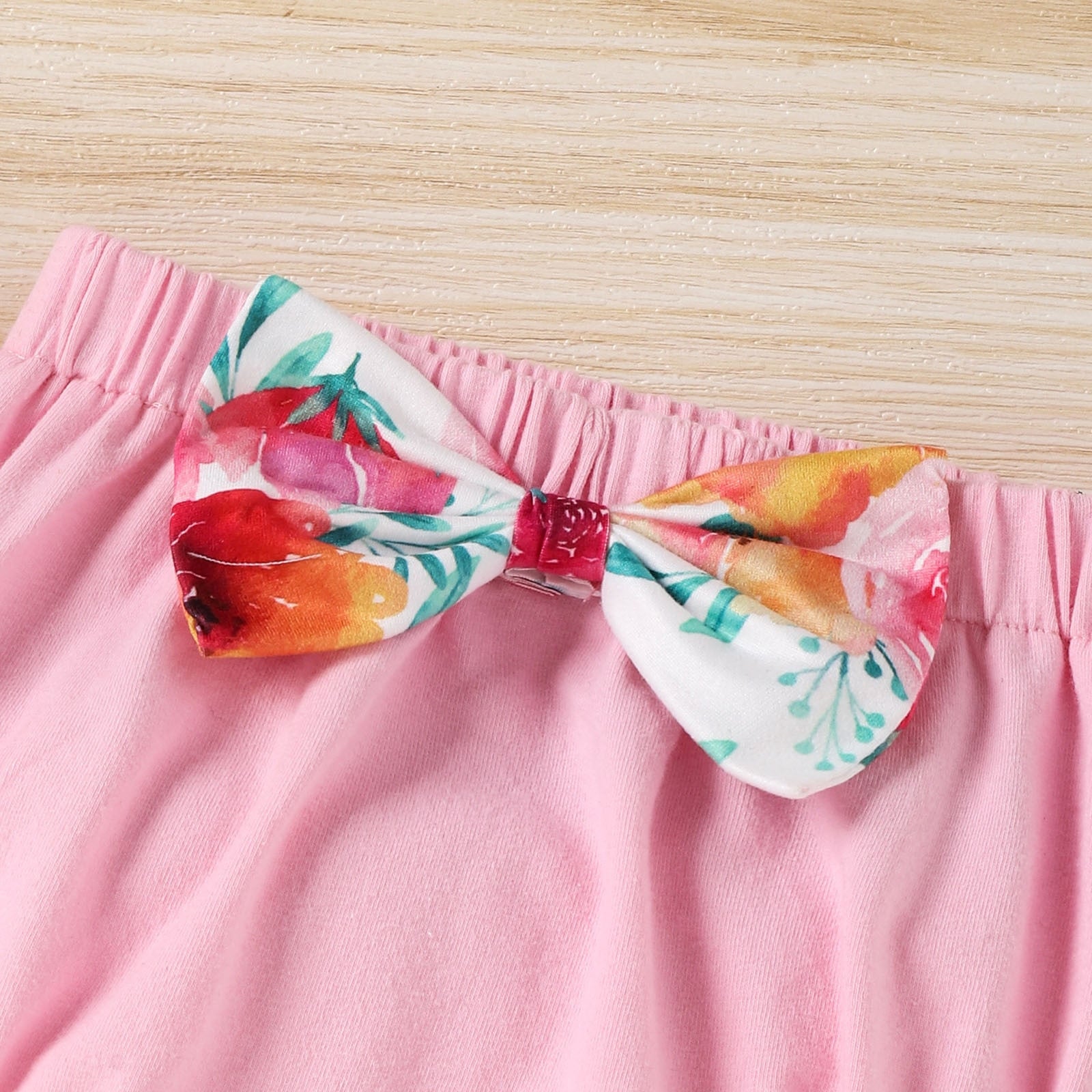 Adorable Baby Girl Clothes Set for Summer - Cartoon Floral Print Ruffles Top, Bowknot PP Shorts, and Headband