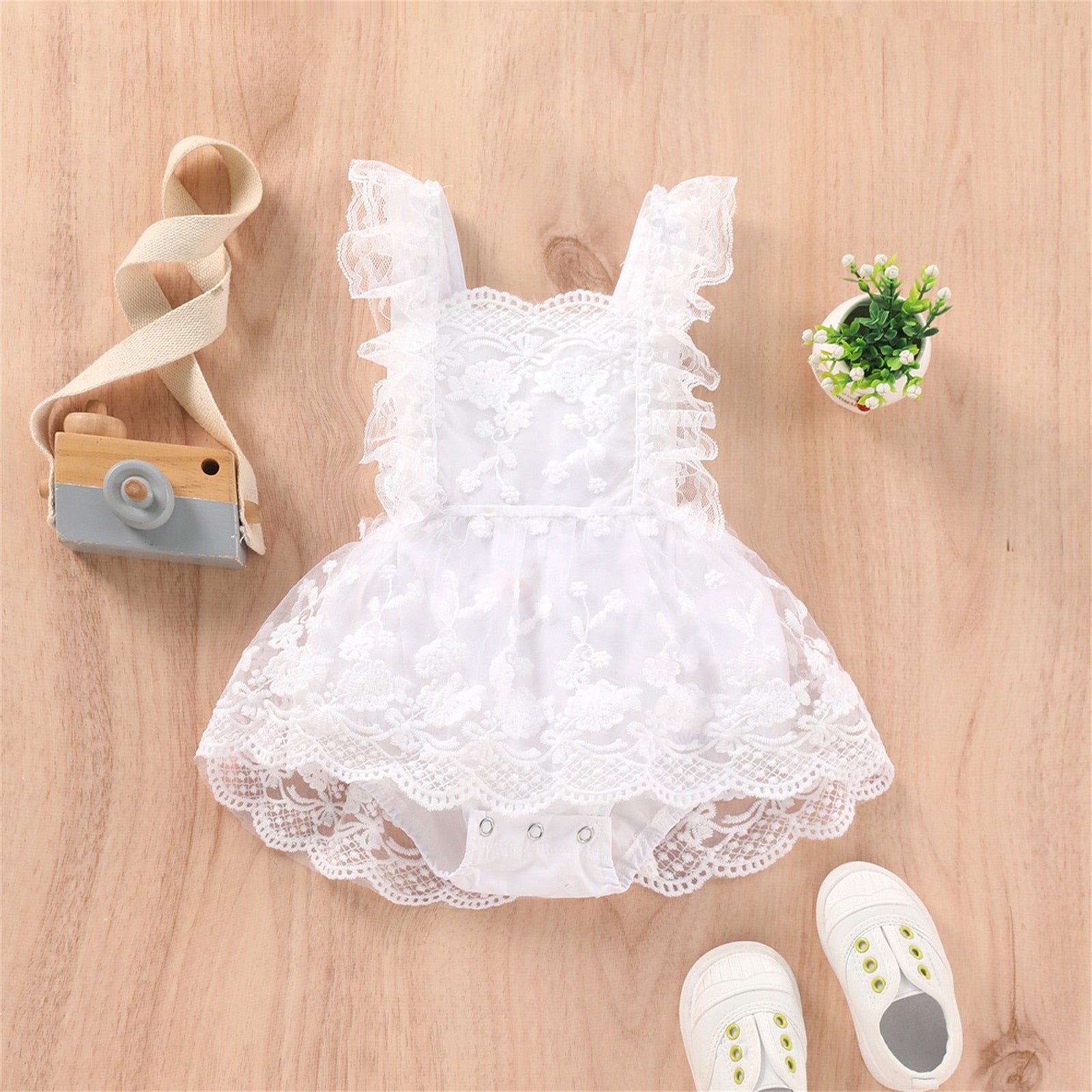 Adorable Infant Baby Girls Summer Romper Dress with Floral Lace Embroidery and Adjustable Straps