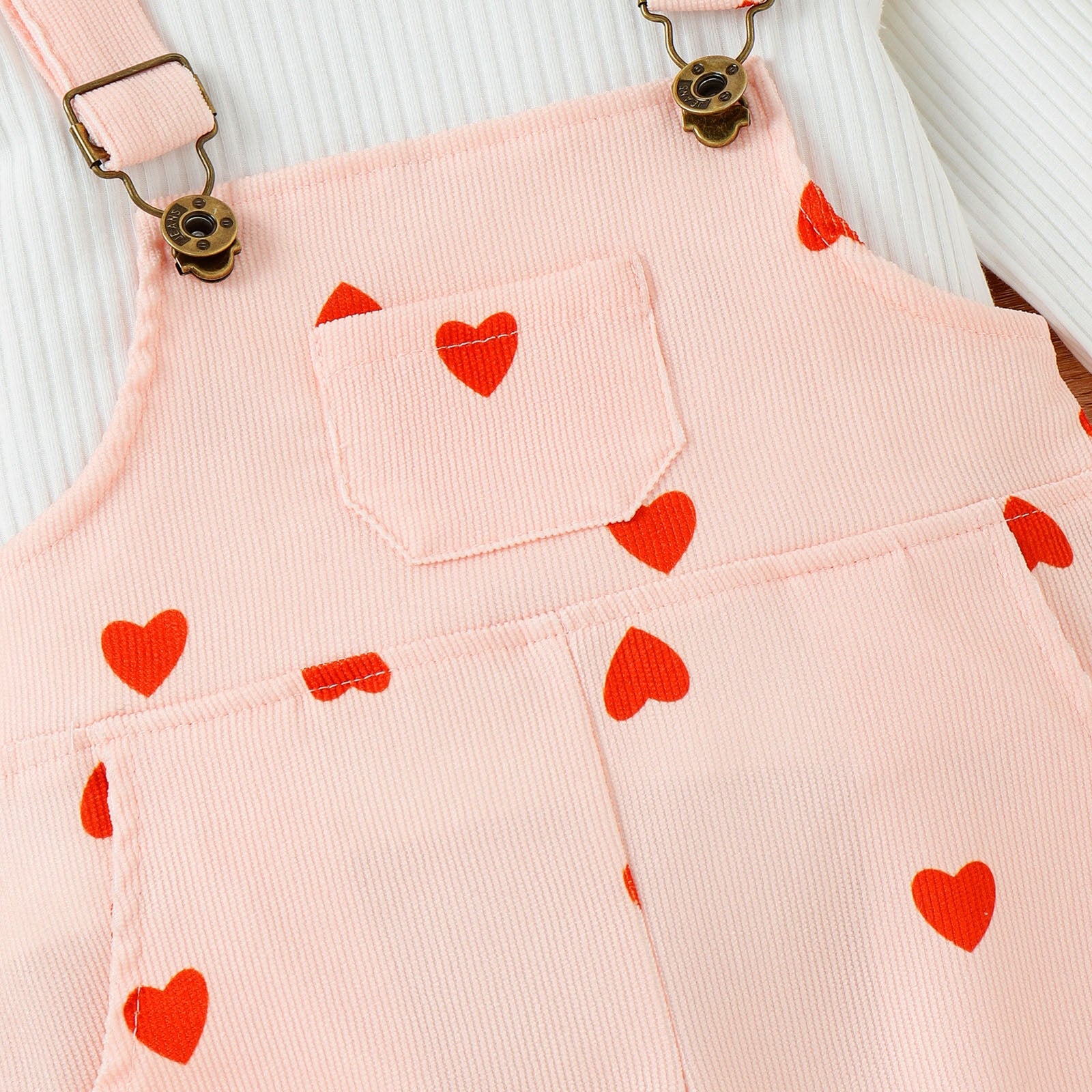 Valentine's Day Children's Fashion Clothes Set: Long Sleeve Tops and Heart Print Suspender Trousers for Girls