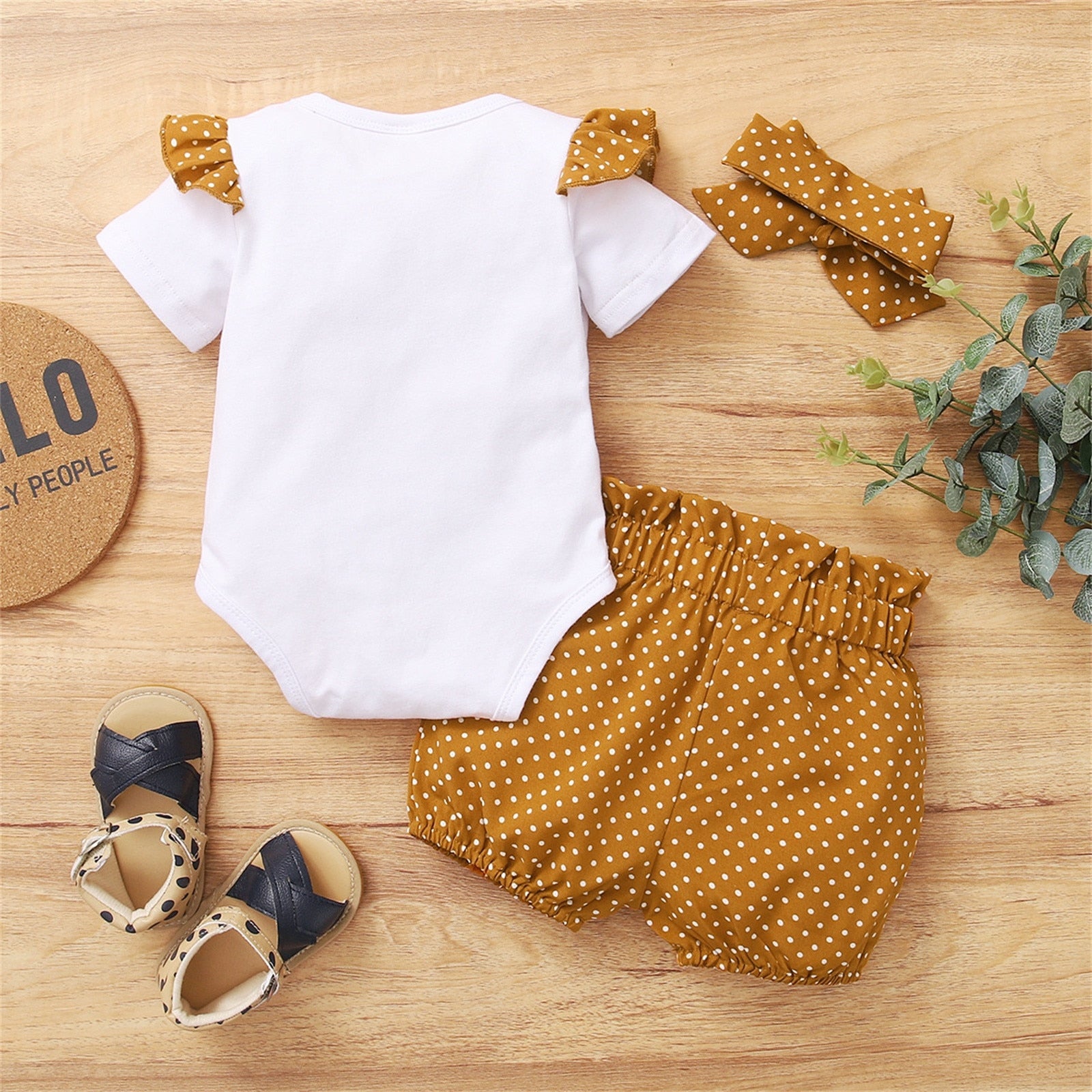 Stylish 3PCS Sets for Newborn Baby Girls - Short Ruffled Sleeve Patchwork Romper Tops Polka Dot Shorts Outfits With Headbands for Summer