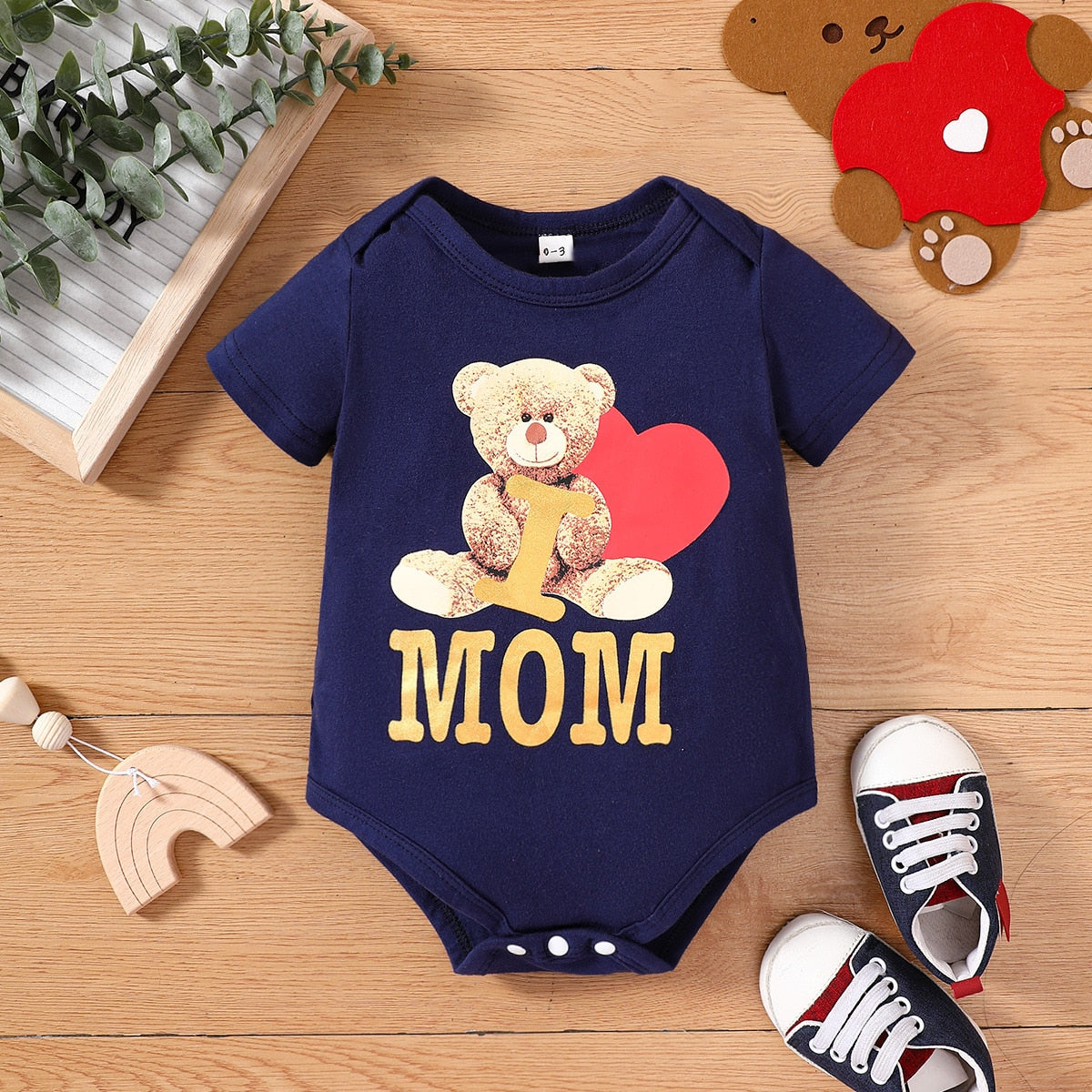 Baby Bear Bodysuit - Adorable Cartoon Jumpsuit with Heart and Love Message for Newborn Boys