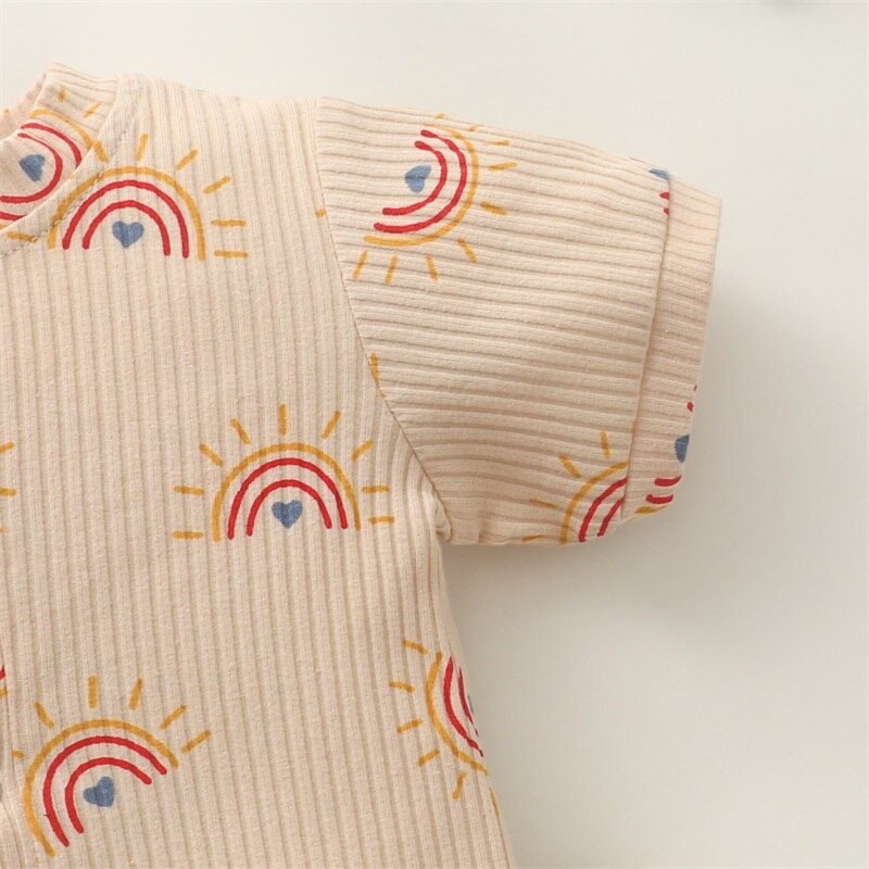 Unisex Rainbow Heart Print Baby Romper for Newborns