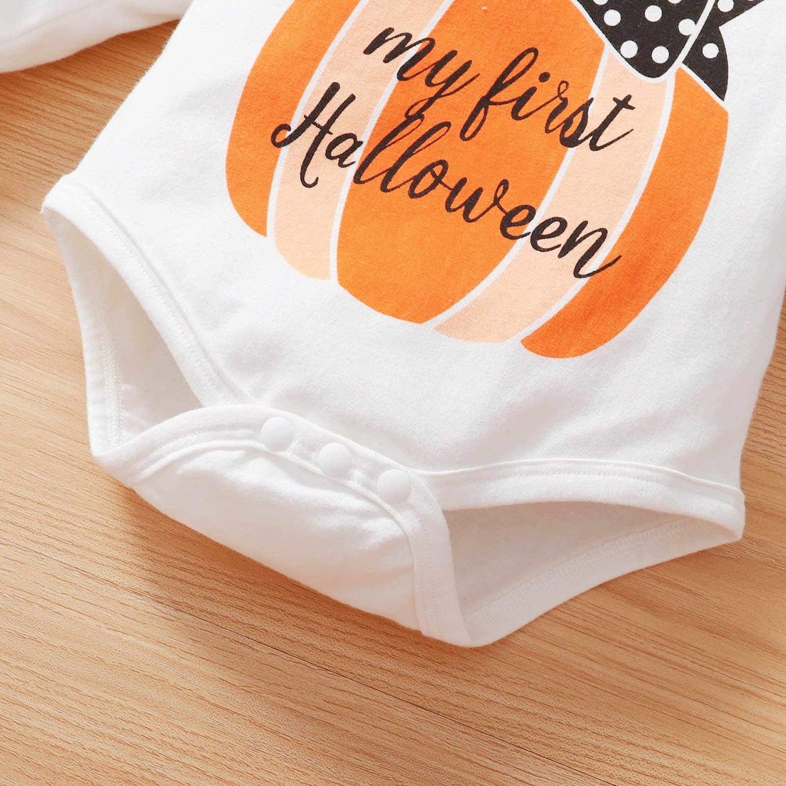Celebrate Baby's First Halloween with Our Adorable 3-Piece Outfit Set