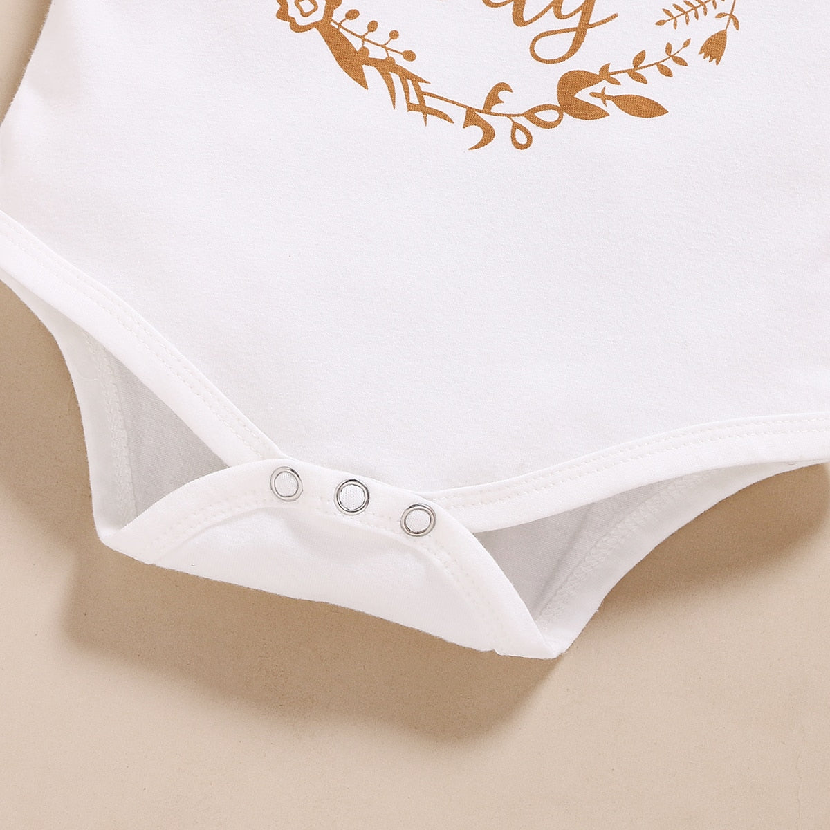 Adorable Baby Girls 3-Piece Outfit Set with Romper, Pants, and Headband