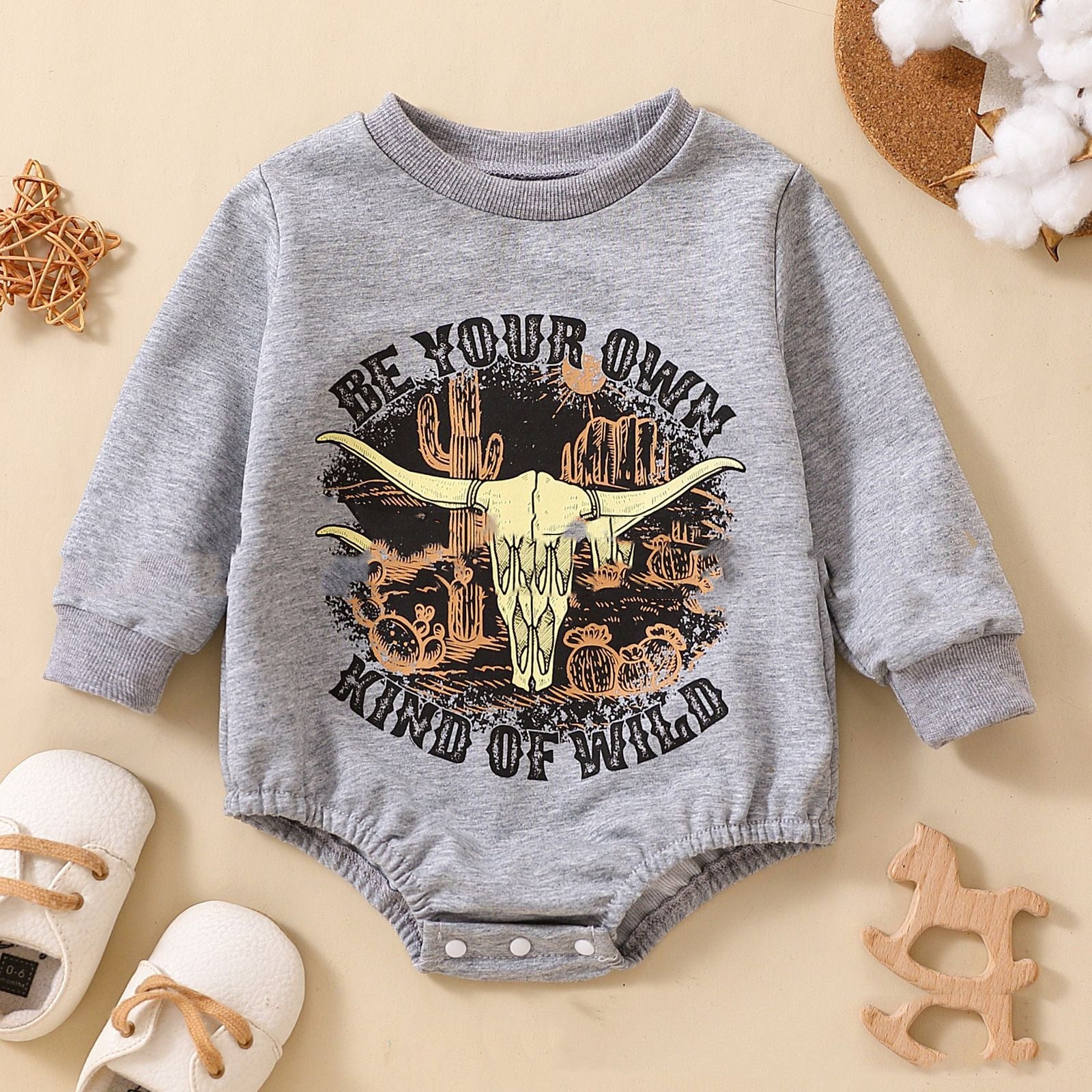 Cute English Letter Cowhead Cotton Long Sleeve Romper for Infants