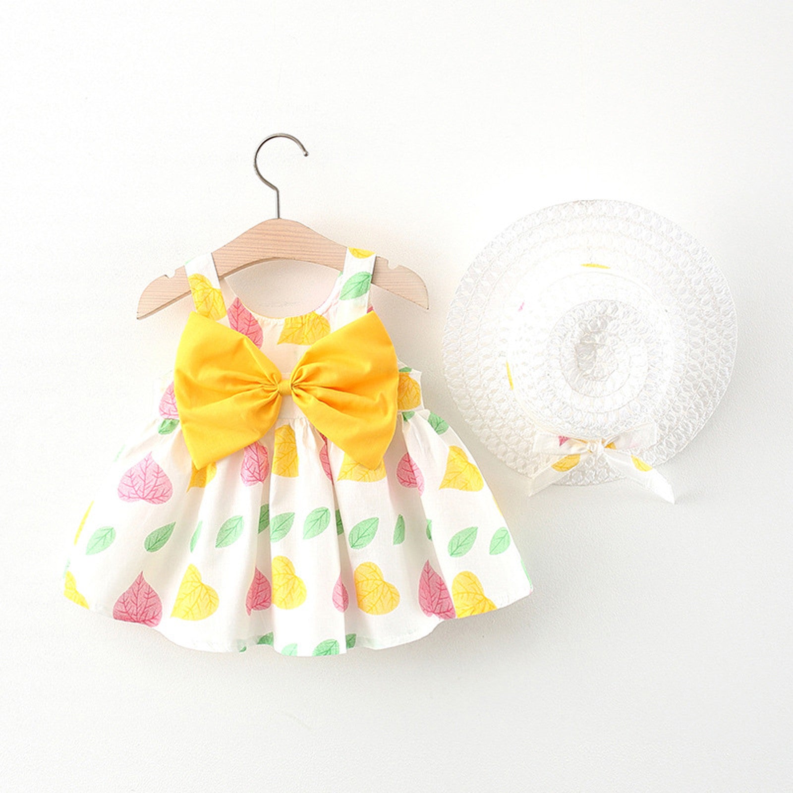 Dress Your Little Princess in Style with Our Summer Bow Suspender Dress