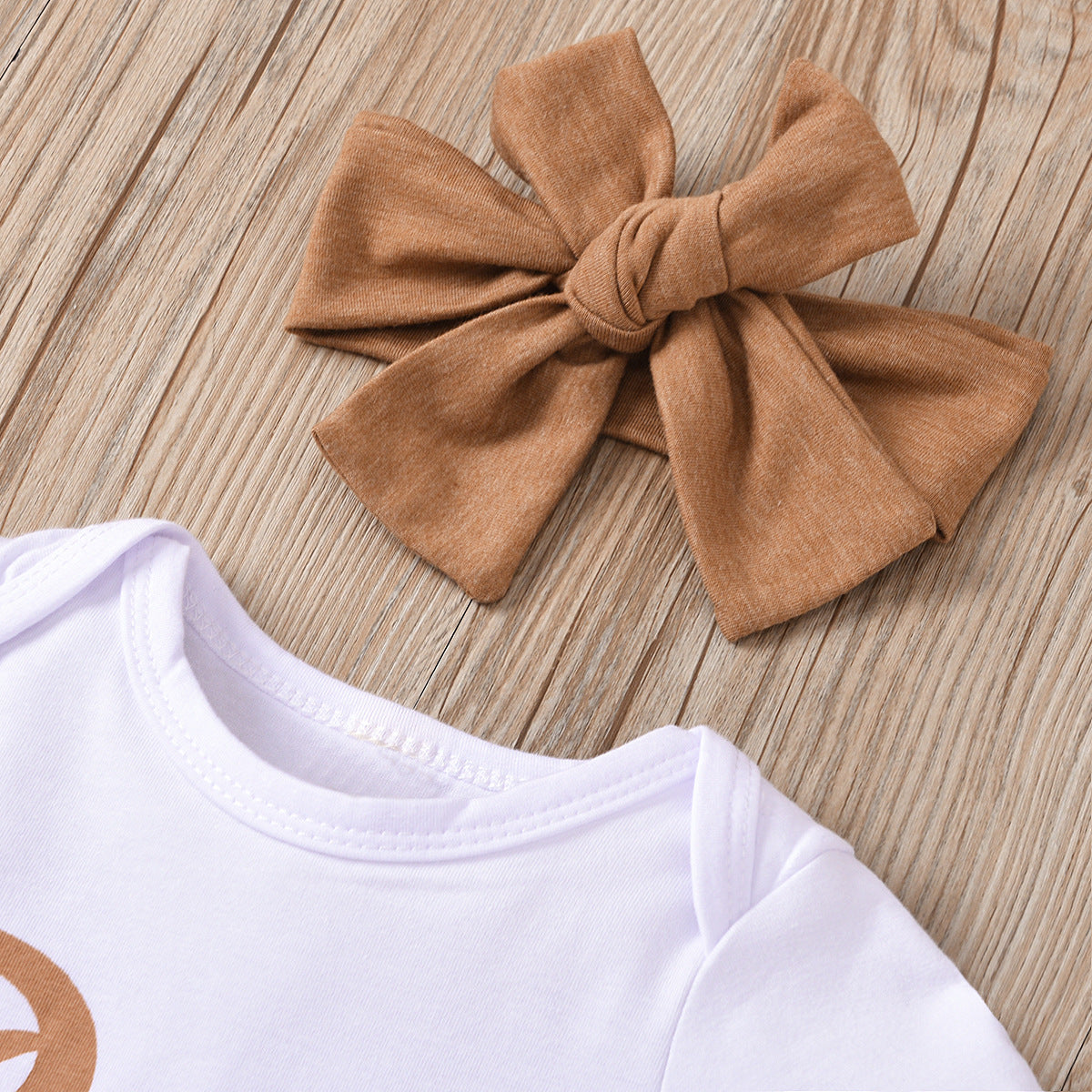 Kiko Ins Baby European And American Summer Letters Babe Short-Sleeved Romper - Babbez