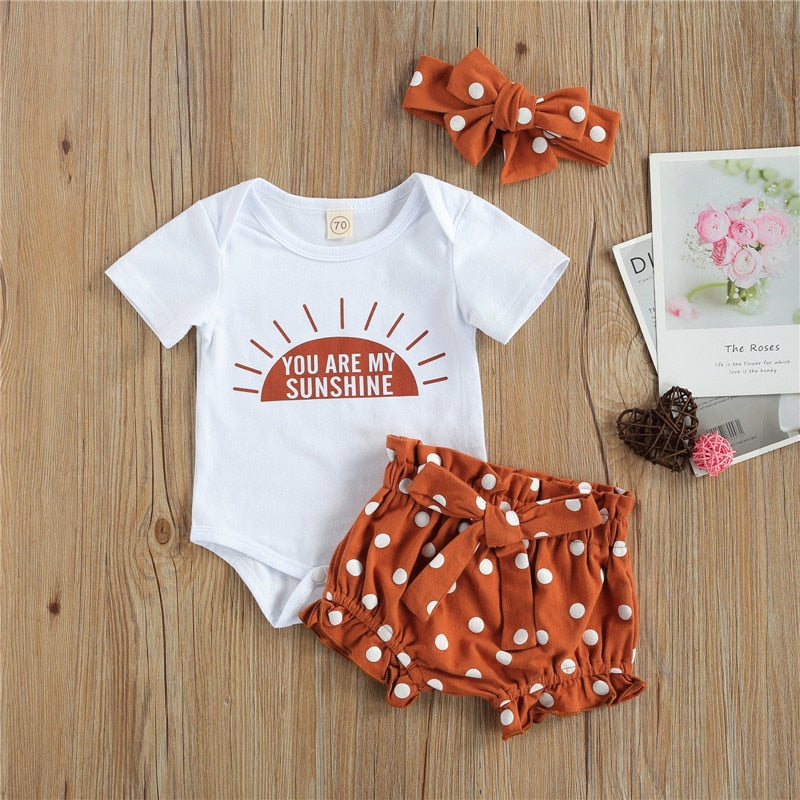 Adorable Baby Boys Girls Summer 3pcs Outfits Sets with Letter Print T-shirts, Floral High Waist Shorts, and Headband