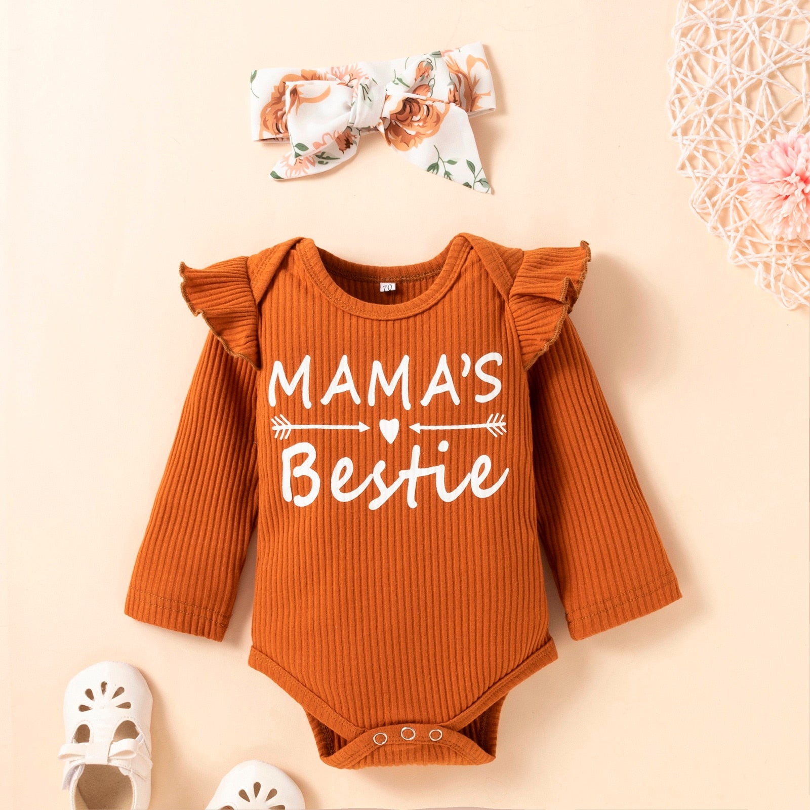 Fashionable and Comfortable 3-Piece Newborn Baby Girl Clothes Set for Autumn and Winter