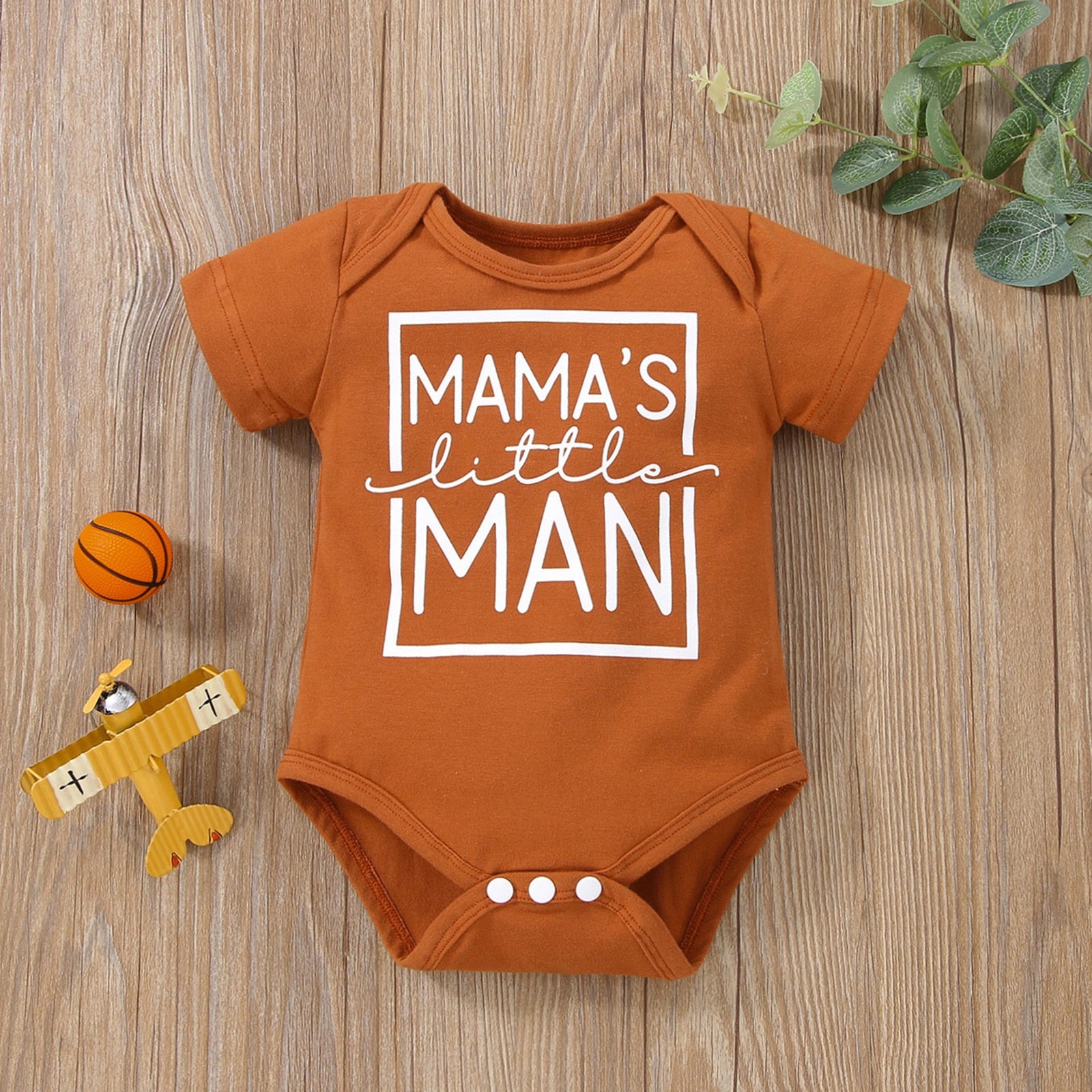 Adorable Newborn Baby Bodysuit with 'MAMA'S little MAN' Letter Print