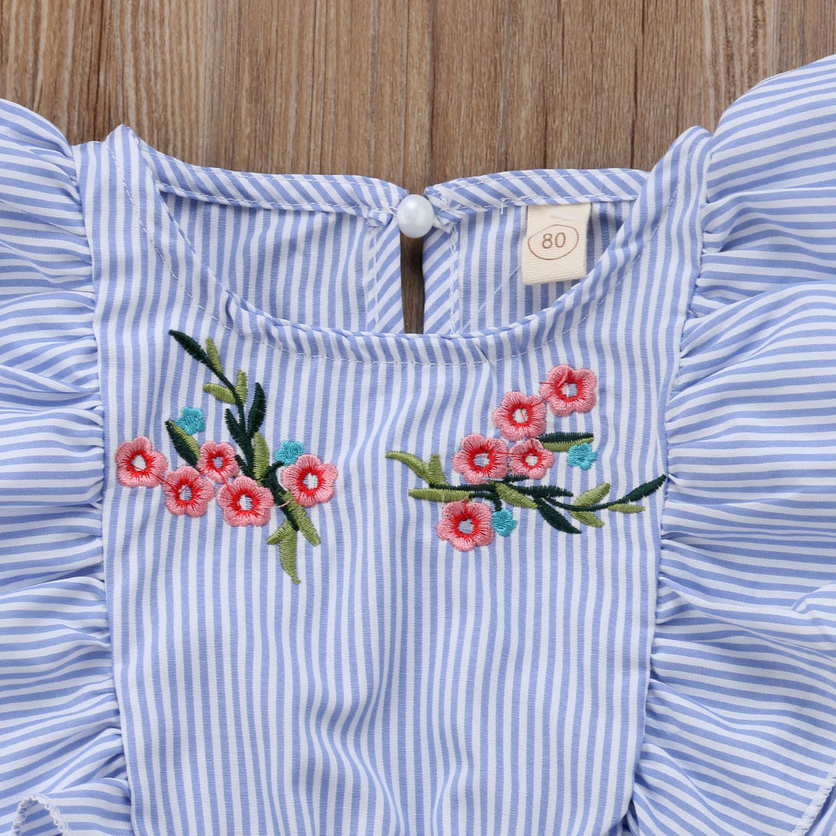 Lovely Floral Print Baby Girls' Romper with Short Petal Sleeves