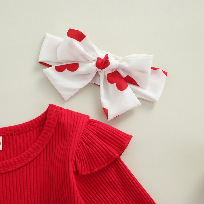 Fashion Infant Baby Girls Clothes for Autumn: Ruffles Knitted Long Sleeve T-shirt and Heart Print Suspender Shorts Set