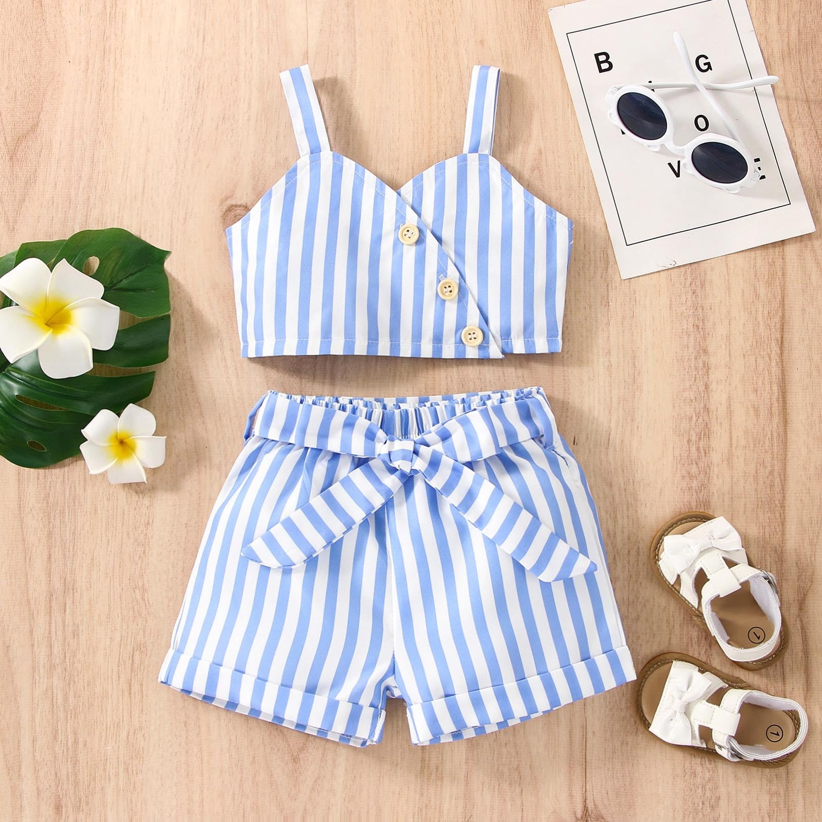 Fashionable Toddler Girls Striped Vest and Bowknot Shorts Set