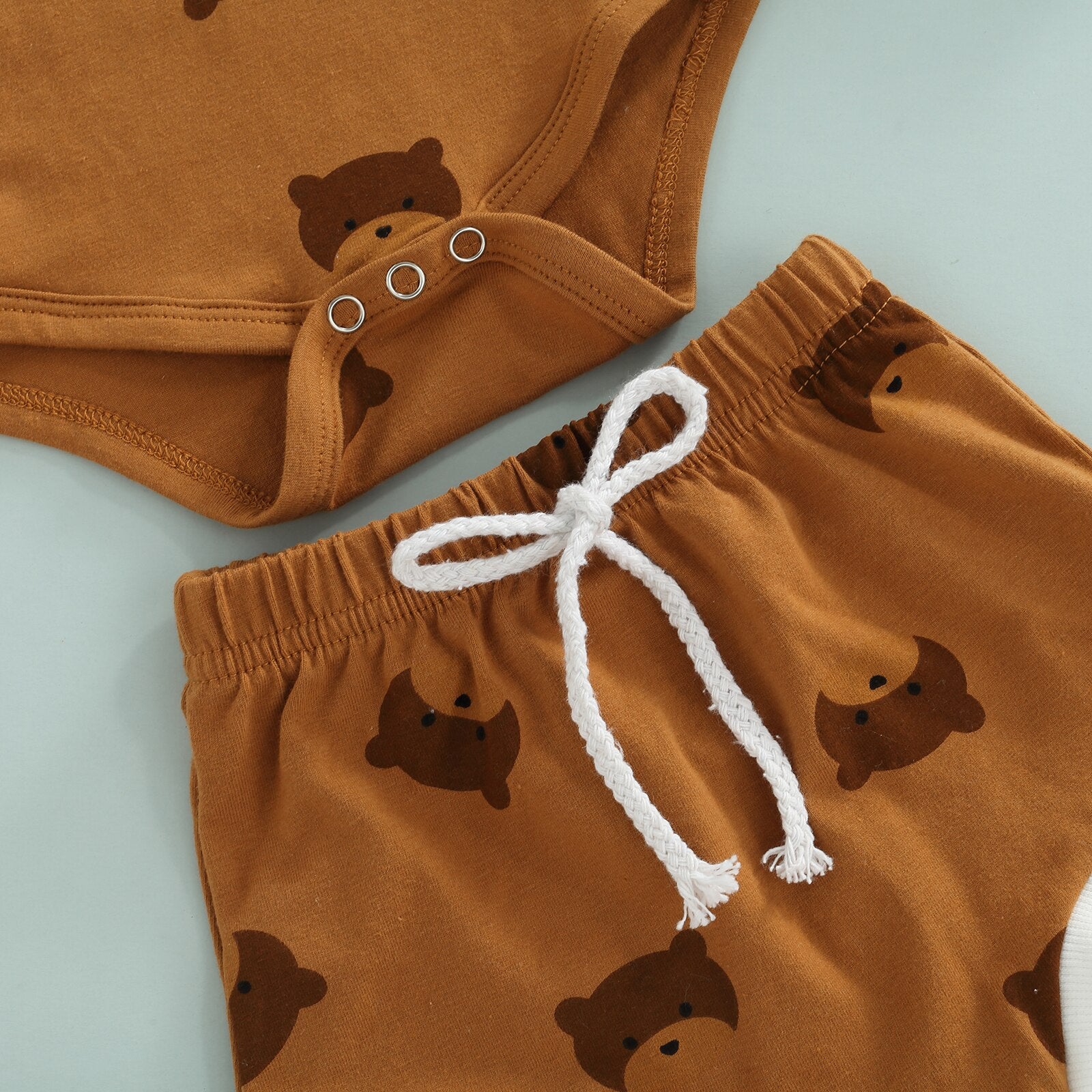 Adorable Baby Girl Boy Jumpsuit Set with Cute Cartoon Bear Print for Summer