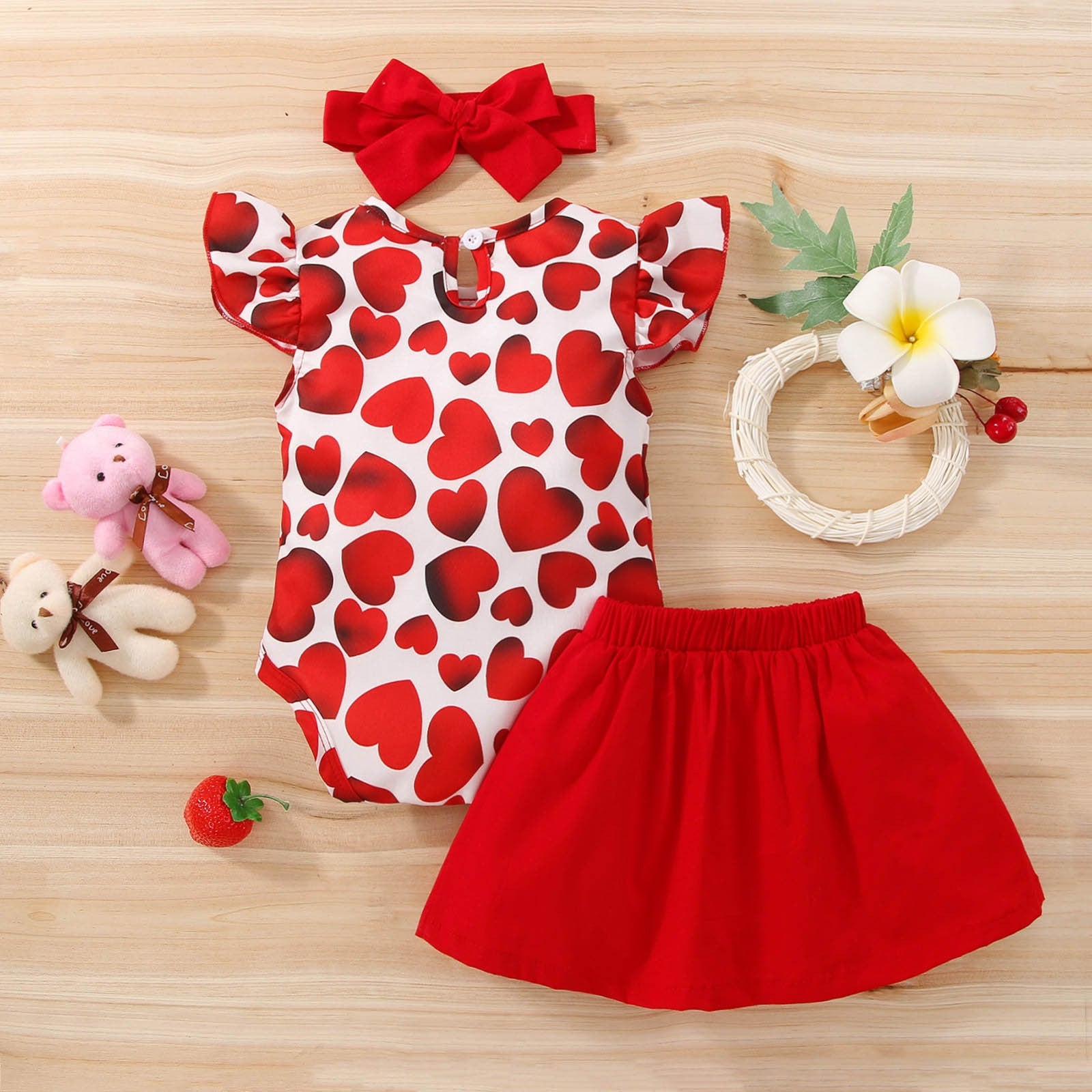 Cute and Stylish Infant Baby Girls Clothes Sets with Love Prints