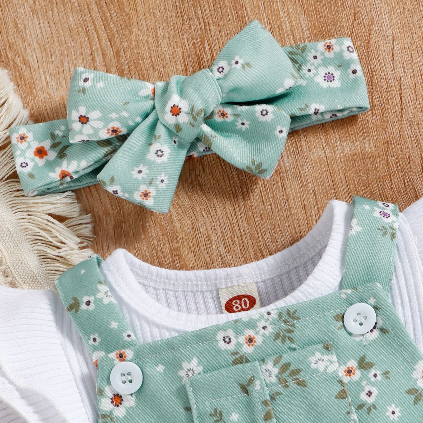 Cute and Trendy Baby Girl Clothes Sets for Your Little Princess