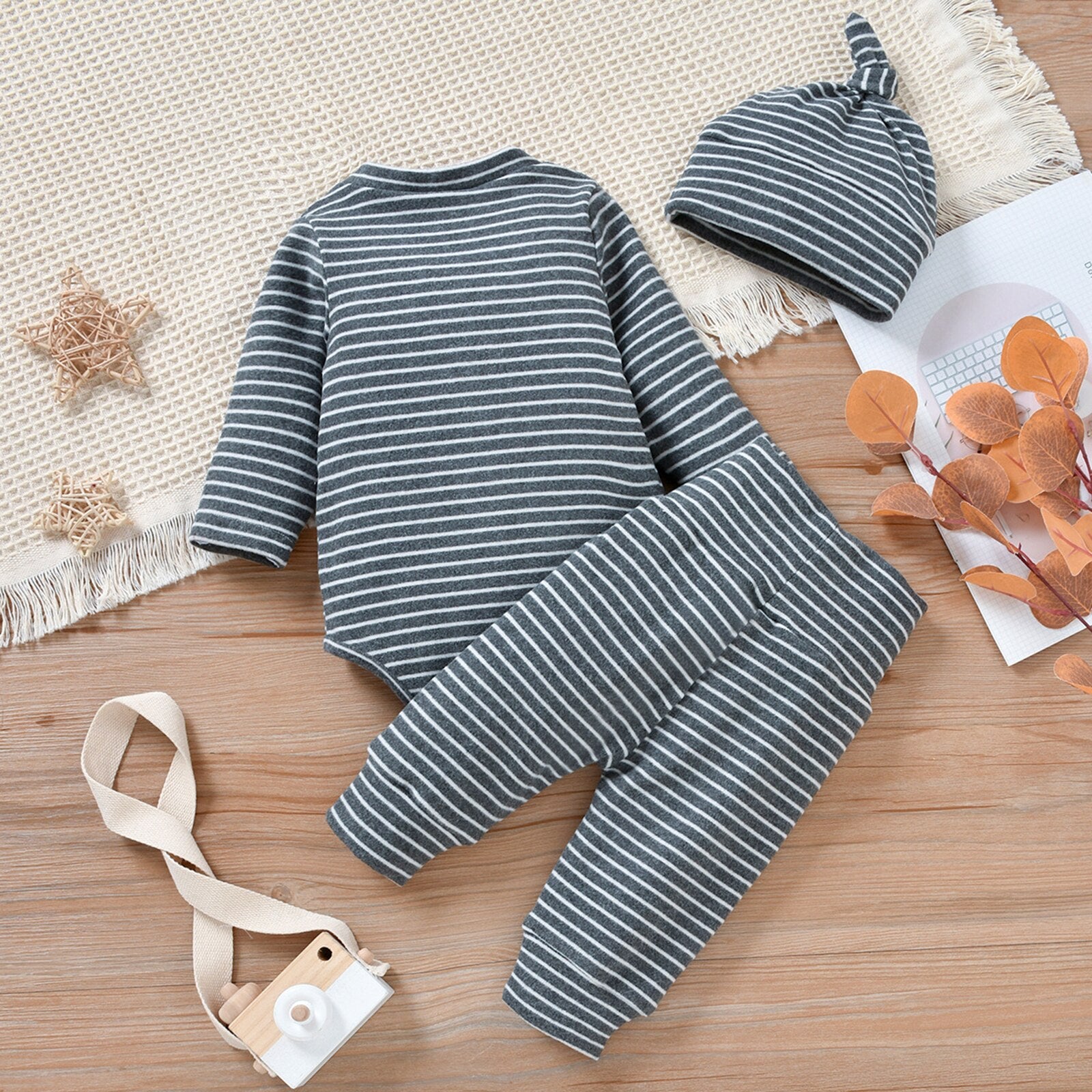 Casual Striped Newborn Baby Boy Clothes Set for Fall and Spring