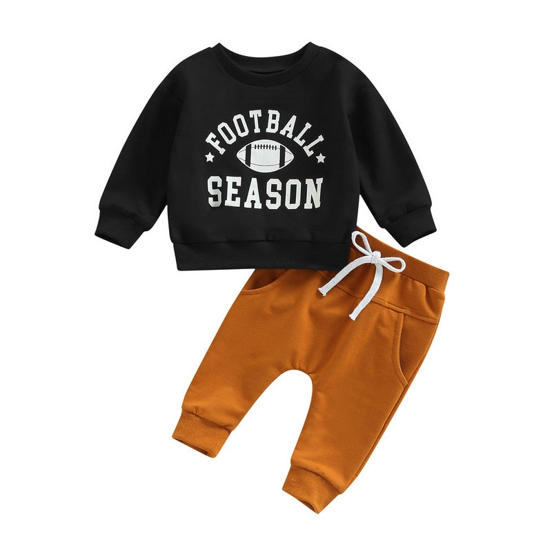 Stylish Baby Boy Clothes for Fall/Winter: Sportswear-inspired 2-Piece Set