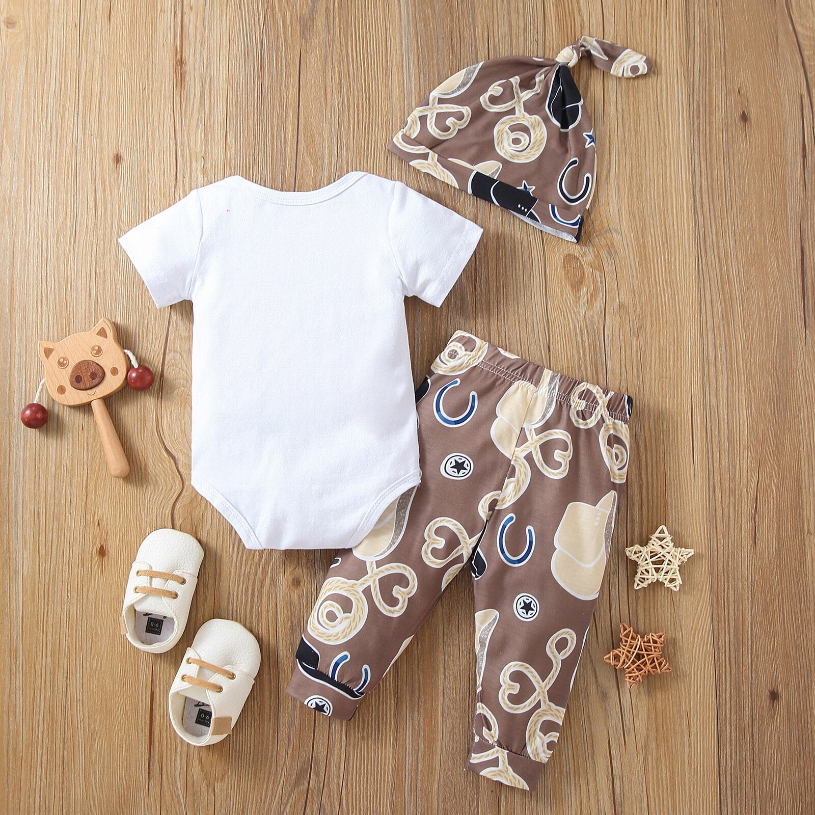 Adorable Unisex Newborn Clothing Set for Baby Boys and Girls