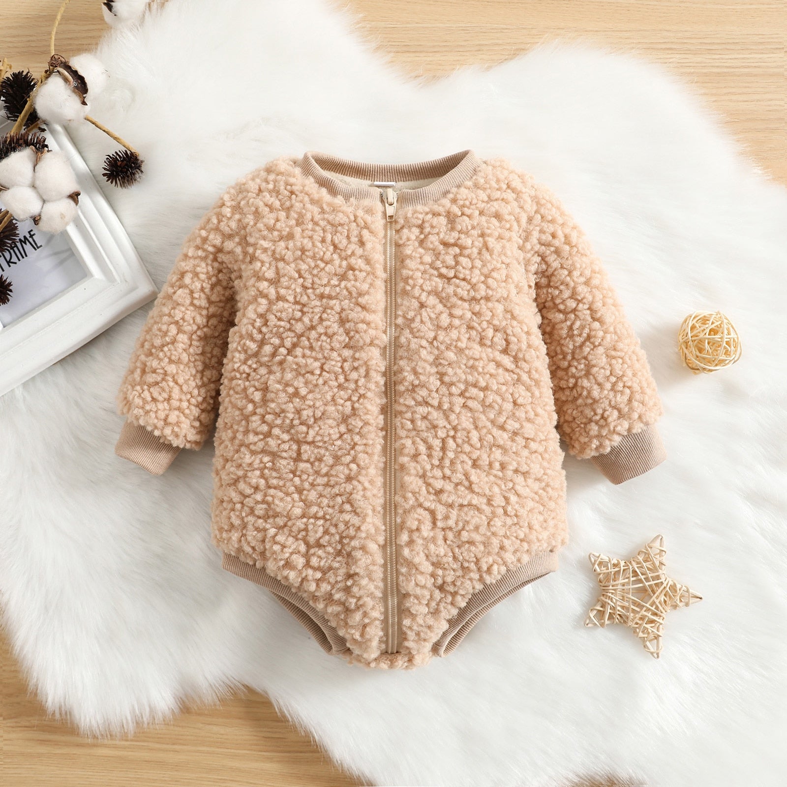 Cozy and Warm Rompers for Newborns During Autumn and Winter