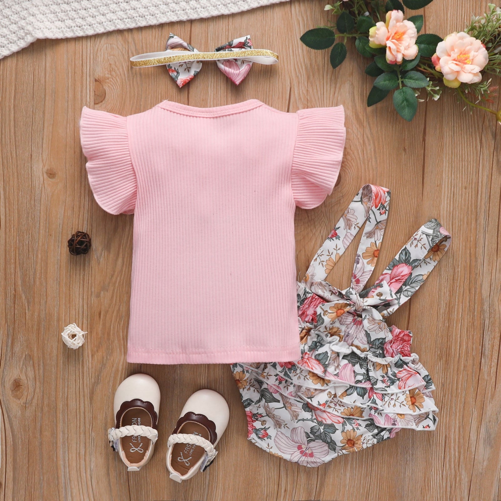 Cute and Comfortable Newborn Baby Girls Clothes Set for Summer