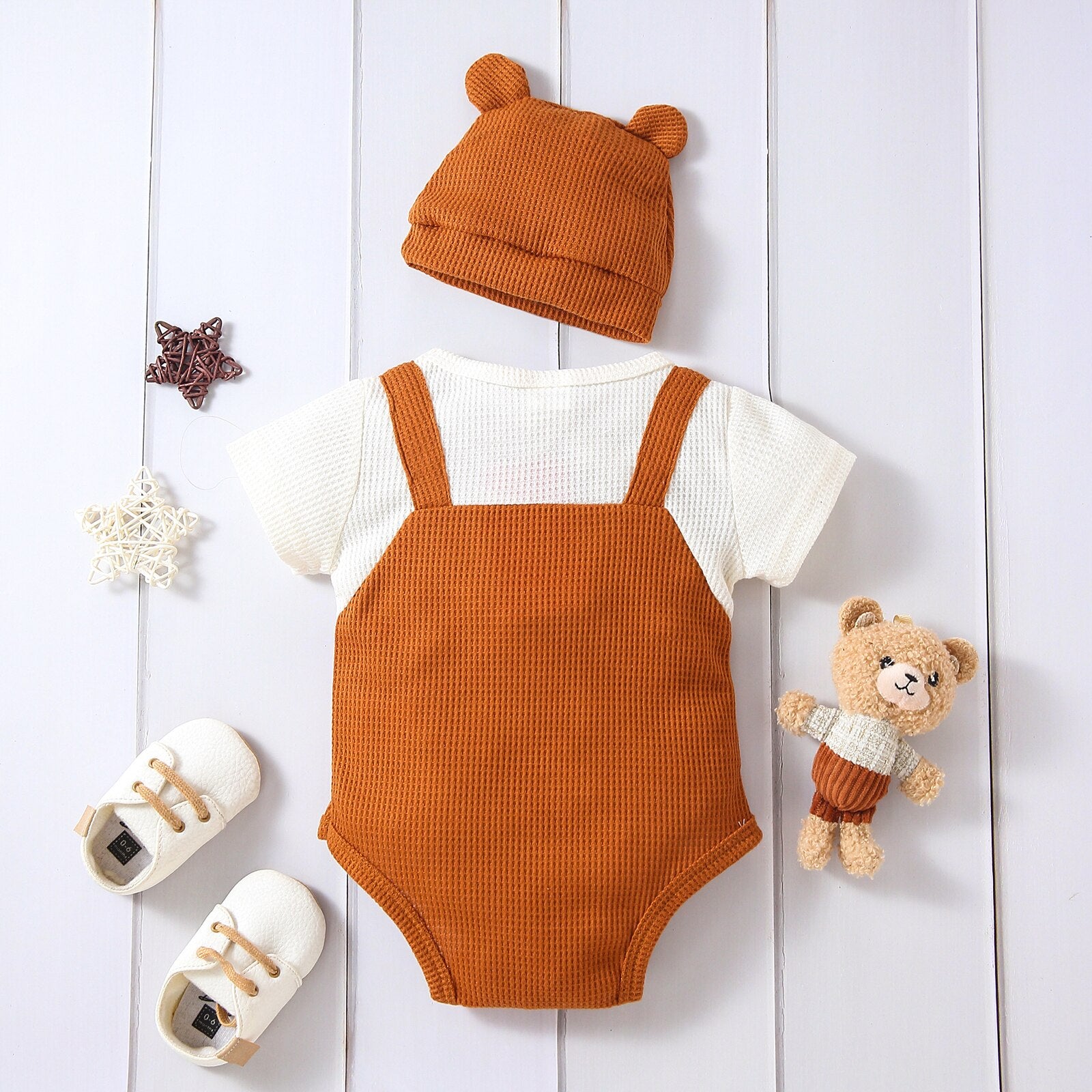 Adorable Baby Bear Graphic Colorblock Waffle Romper for Boys and Girls