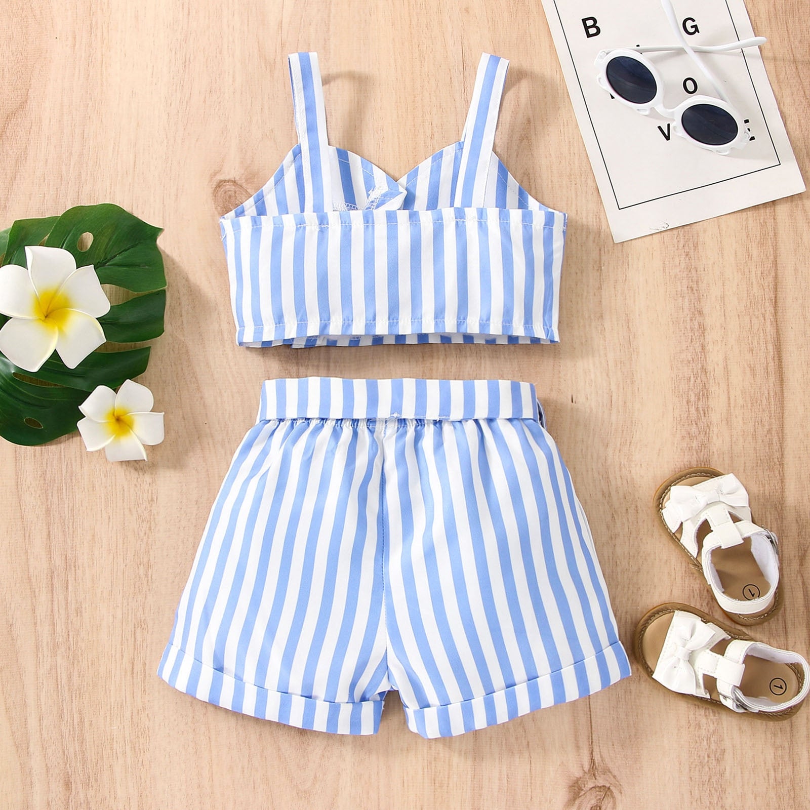 Fashionable Toddler Girls Striped Vest and Bowknot Shorts Set