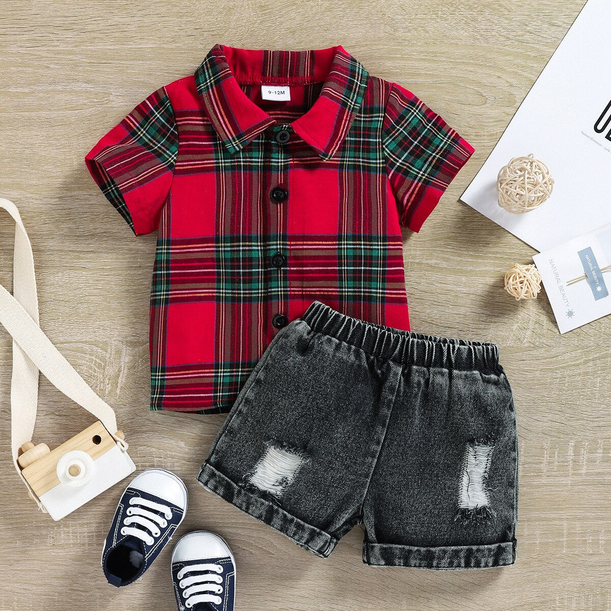 Adorable Baby Boy Summer Outfit Set with Heart Bear T-shirt and Denim Shorts