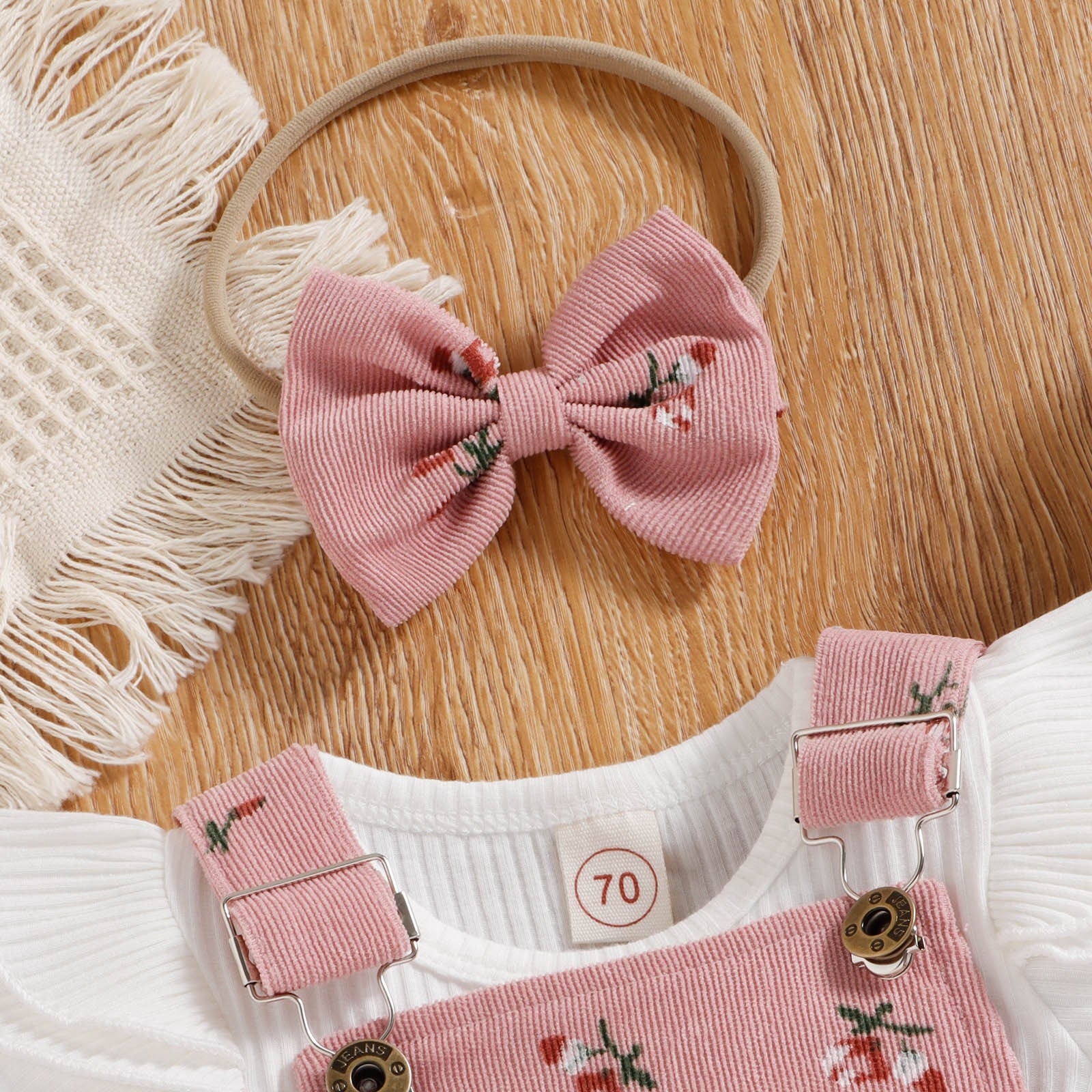 Stylish and Comfortable 3-Piece Outfits for Newborn Baby Girls