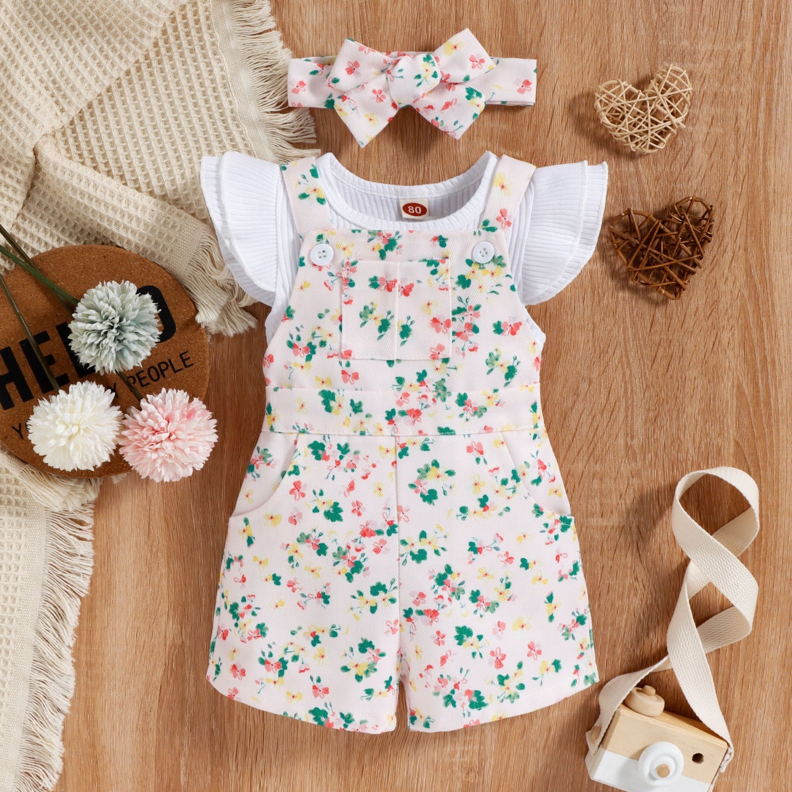 Adorable Infant Baby Girls Clothes Sets with Fly Sleeve Plain Tees and Floral Suspender Shorts