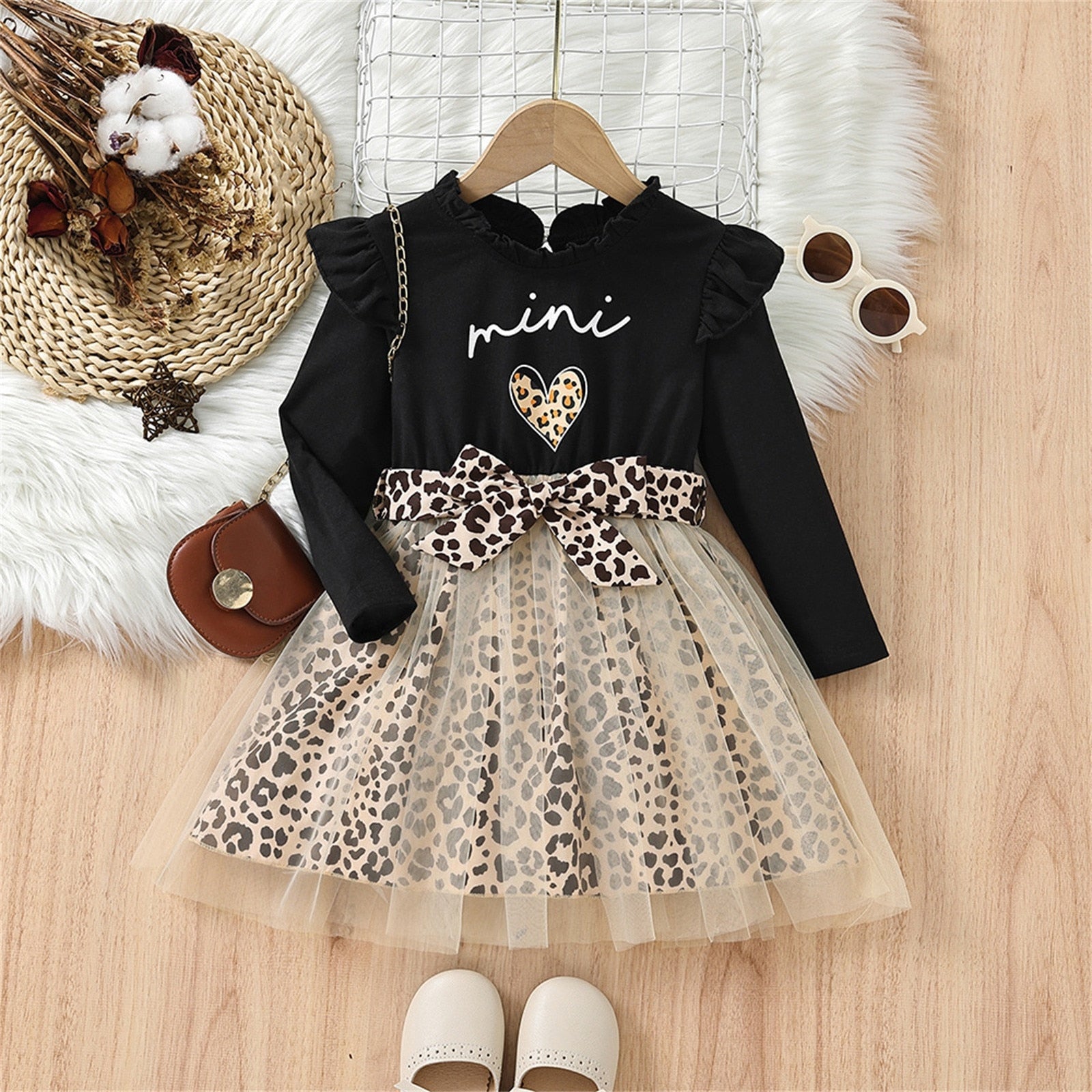 Stylish Girls Spring Summer Dress with Leopard Prints, Bowknot, and Mesh Princess Design
